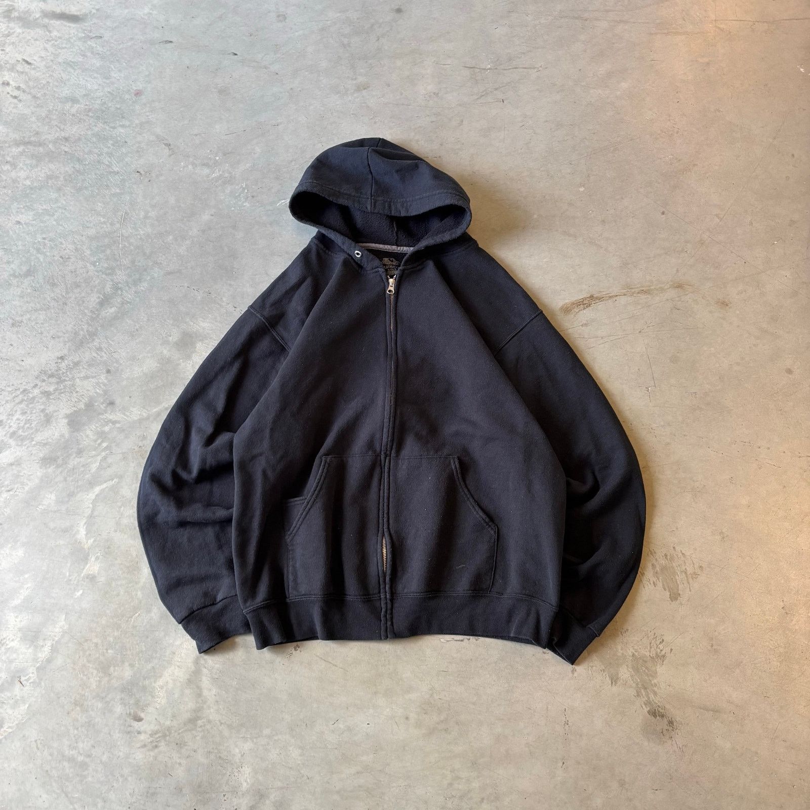 Fruit Of The Loom y2k black faded blank zip up jacket Size US L / EU 52-54 / 3 - 1 Thumbnail
