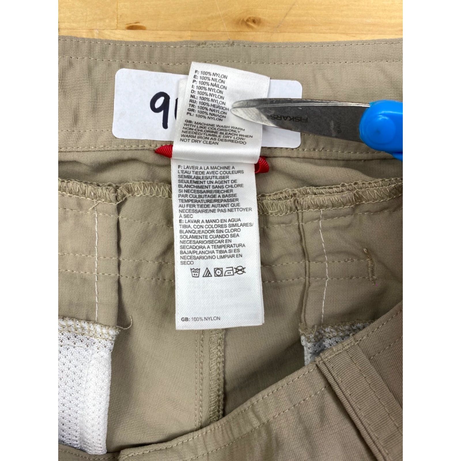 The North Face The North Face Paramount Valley Convertible Pants Womens 10 Khaki Outdoor Button Zip 31 in Inseam Nylon Beige Regular Straight Outdoor 90s? Size 32" / US 10 / IT 46 - 5 Thumbnail