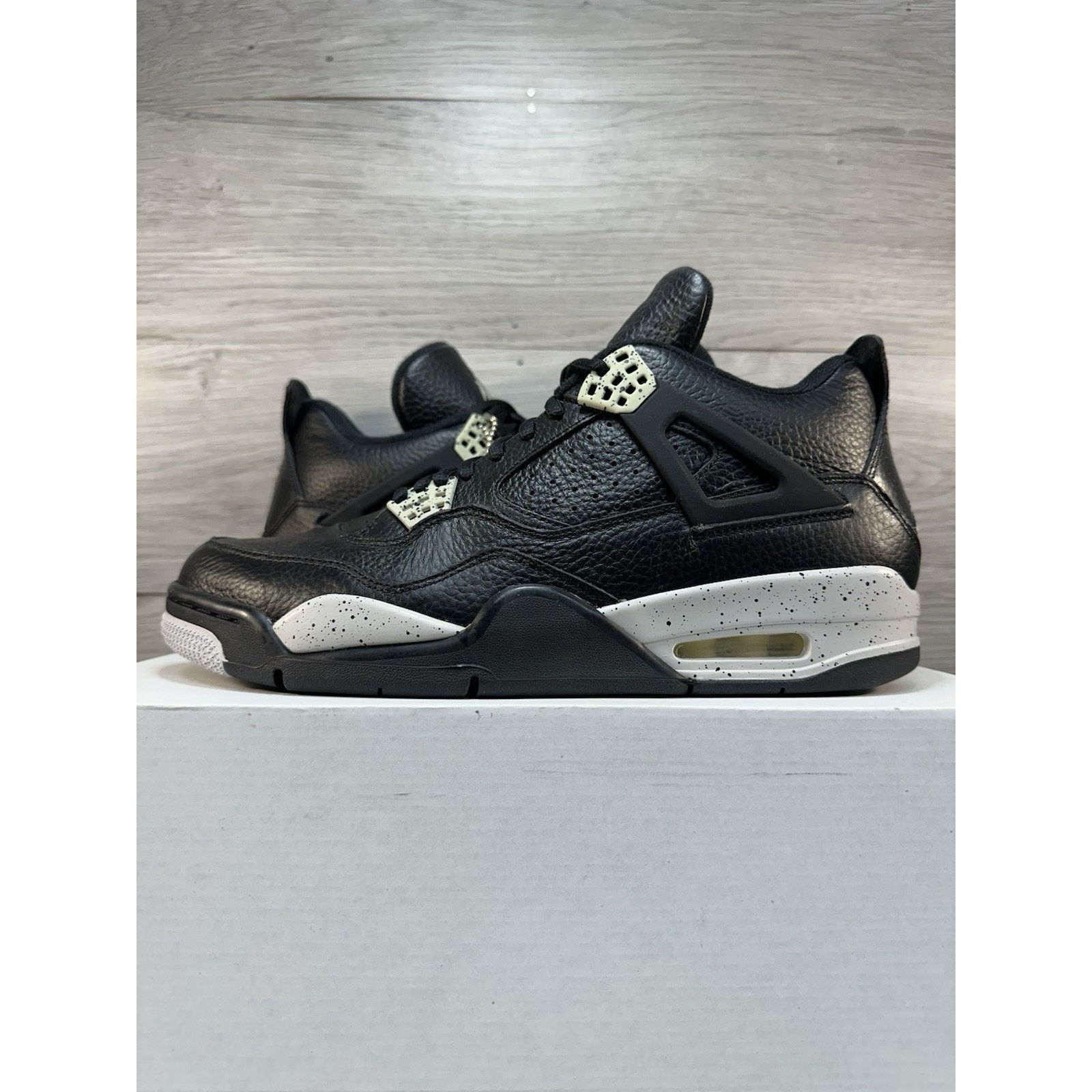 Jordan Brand Jordan 4 Retro LS Oreo 2015 - Size 11 Size US 11 / EU 44 - 1 Thumbnail