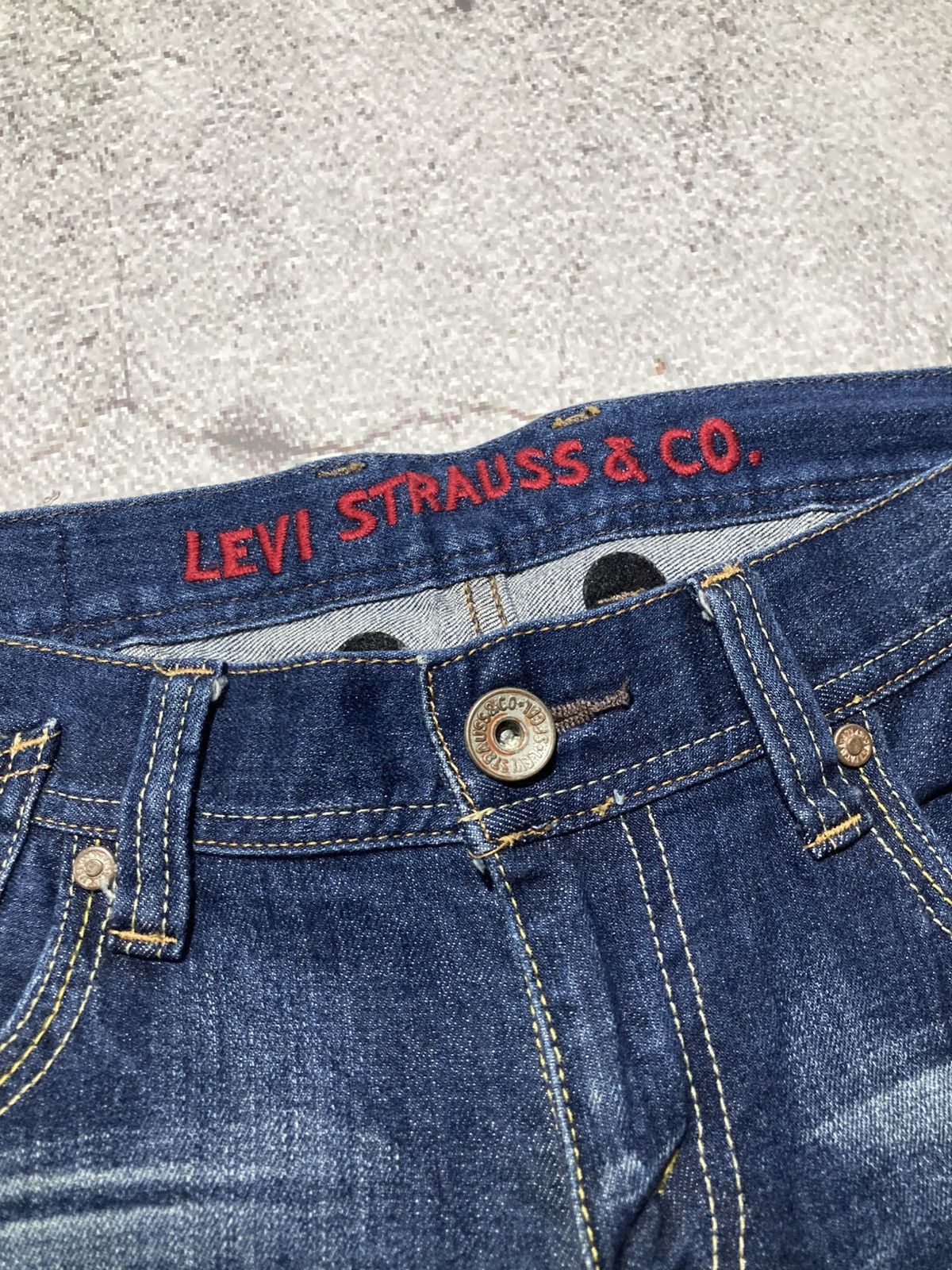 Levi's Vintage Clothing Vintage Levis Buckleback Bootcut Clawmark Flared Jeans Pants Size US 30 / EU 46 - 11 Thumbnail