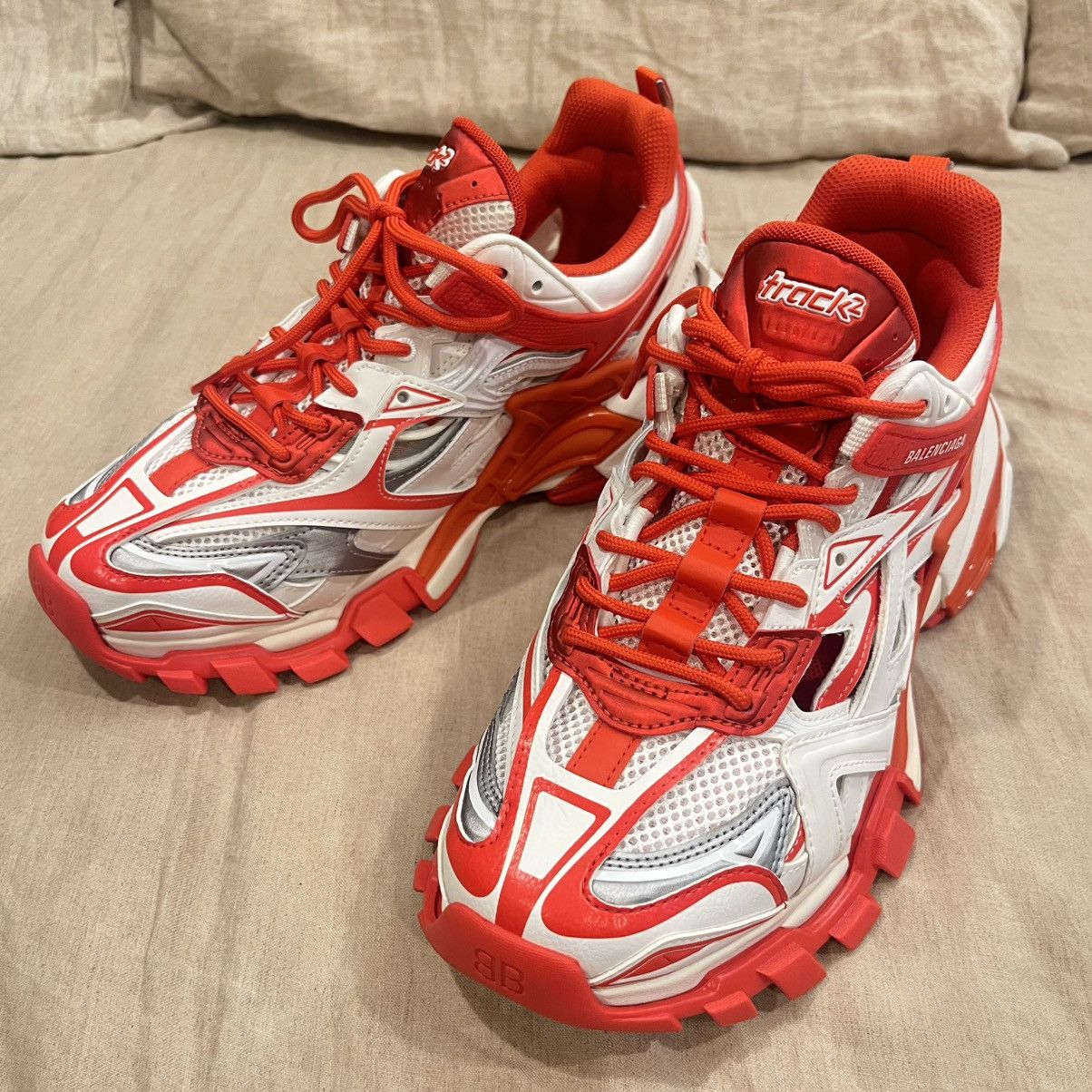 Balenciaga $1200 Balenciaga Track.2 Runners Sneaker, White Red Grey Size US 8 / EU 41 - 2 Thumbnail