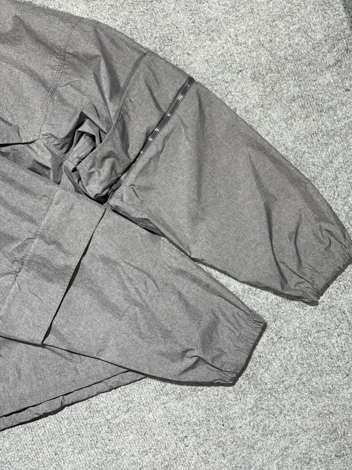 Louis Vuitton FW2019 Louis vuitton X Virgil Abloh - Flag Patch Windbreaker Size US M / EU 48-50 / 2 - 7 Thumbnail