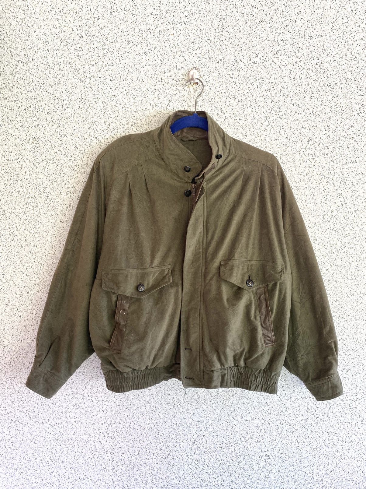Japanese Brand Vintage Olive Utility Bomber Jacket w/ Leather Trim Size L / US 10 / IT 46 - 7 Thumbnail