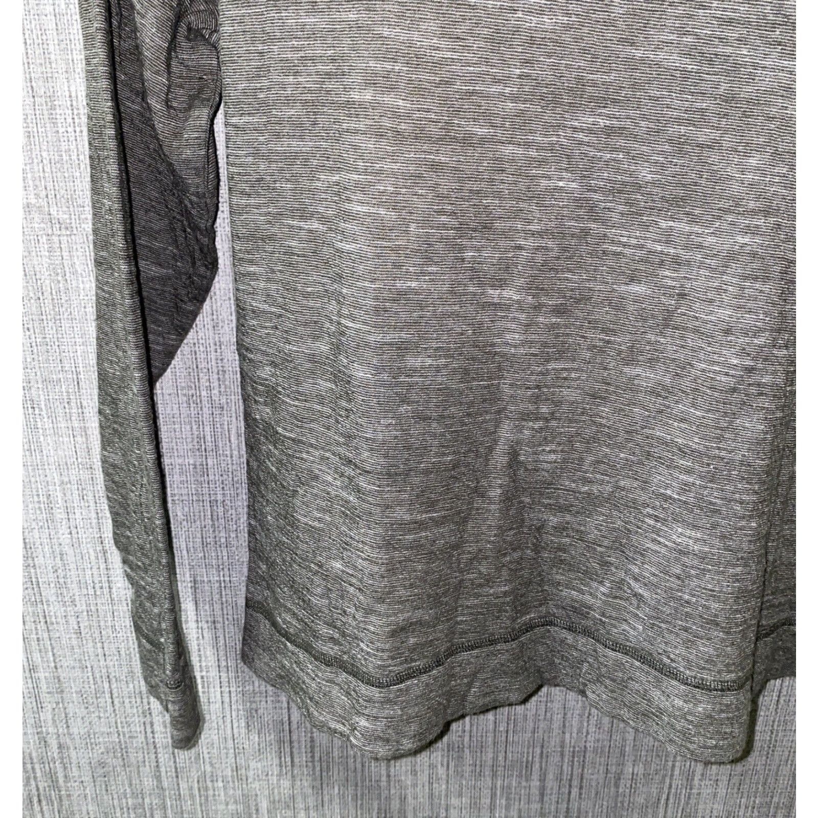 The North Face The North Face Mens Long Sleeve T-Shirt Size M Gray Cotton Modal Solid Casual Size US M / EU 48-50 / 2 - 3 Thumbnail