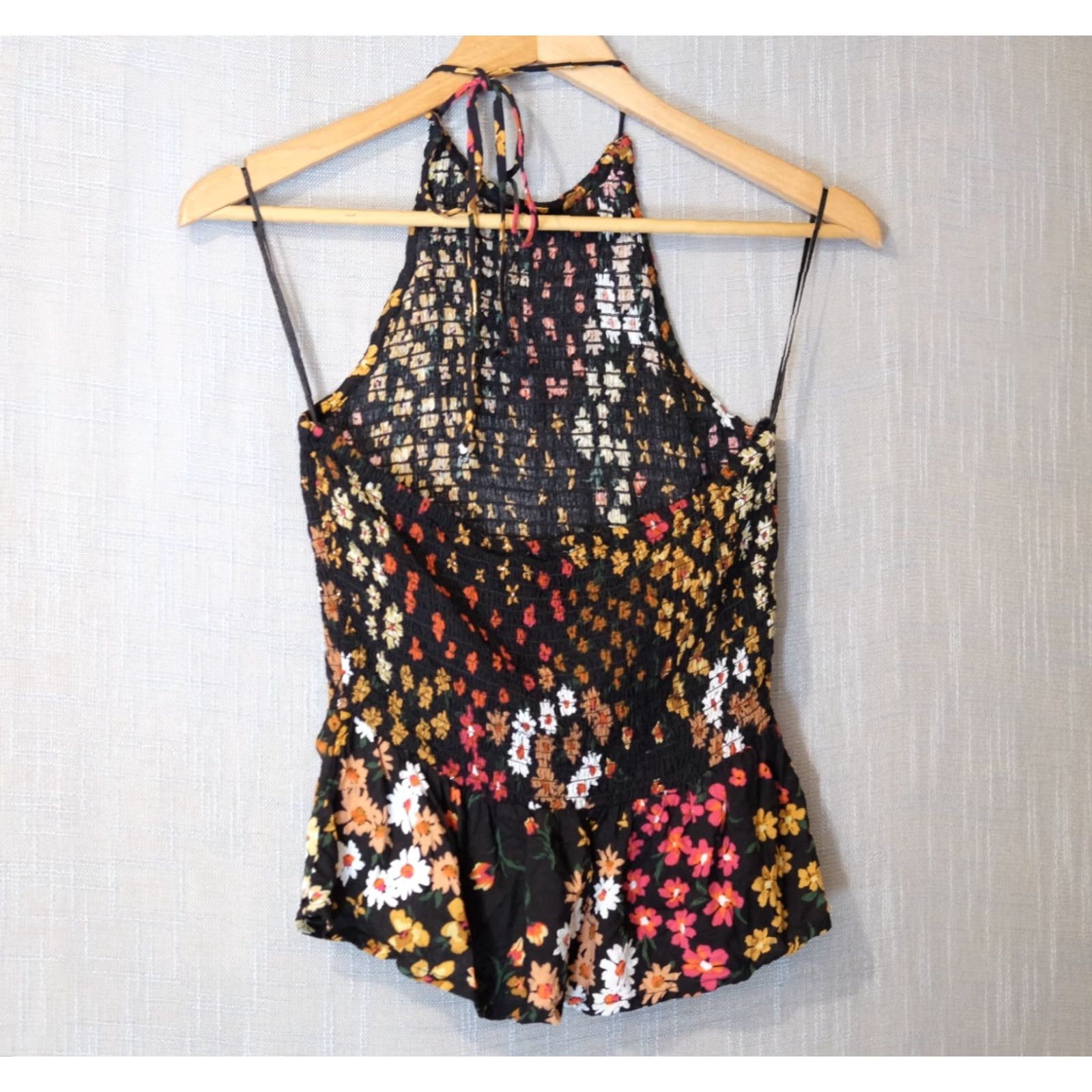 Vintage PATRONS OF PEACE Halter Top Black Floral Stretch Womens S Tank Sleeveless Slim Casual Beach Bohemian 90s (No Decade) Womens Size S / US 4 / IT 40 - 4 Thumbnail