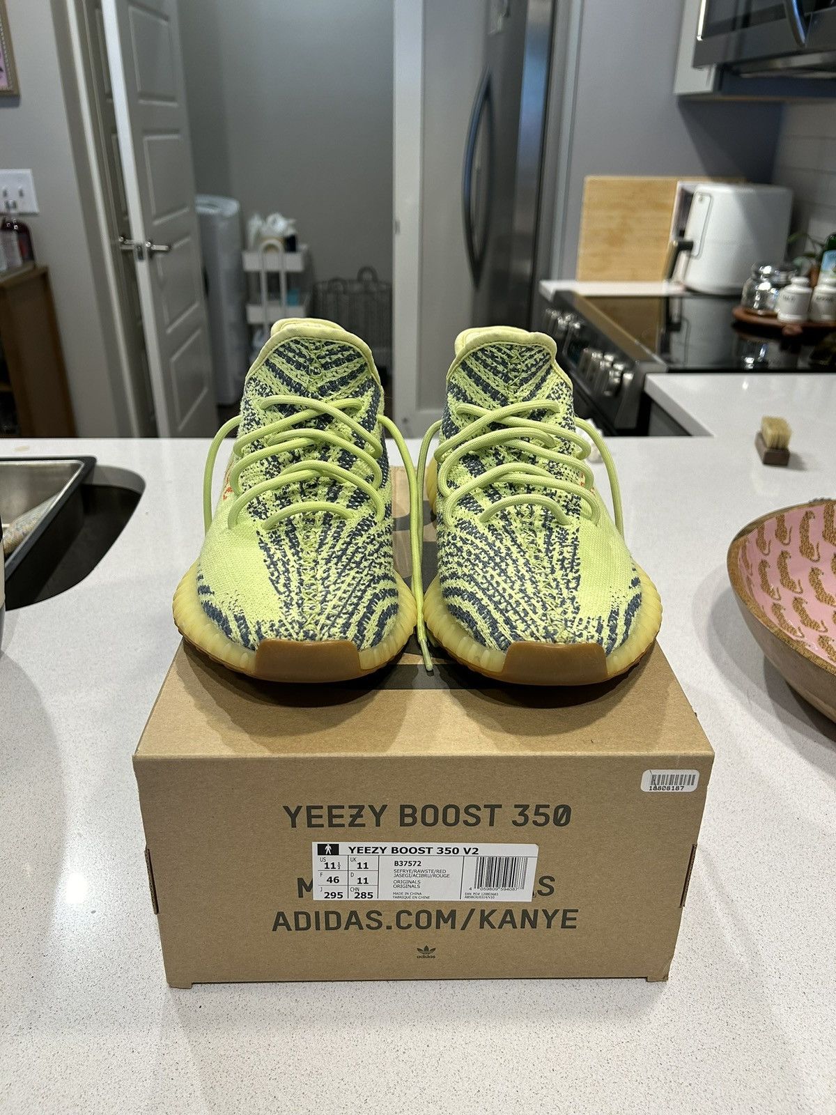 Adidas Yeezy Boost 350 V2 ‘Semi Frozen Yellow’ Size US 11.5 / EU 44-45 - 2 Thumbnail