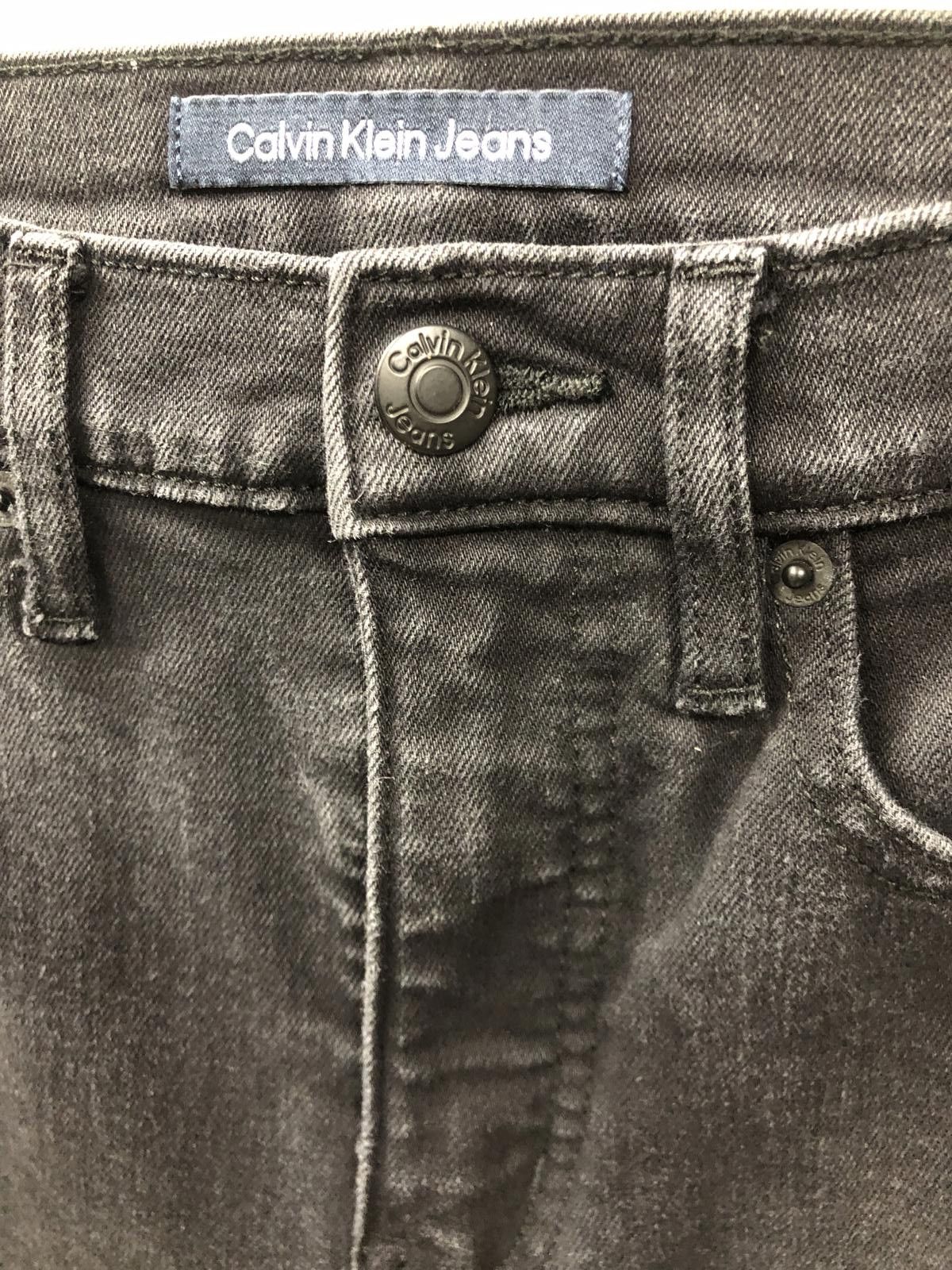 Designer Calvin Klein Jeans Women's Black Skinny Fit Denim Size 28" / US 6 / IT 42 - 3 Thumbnail