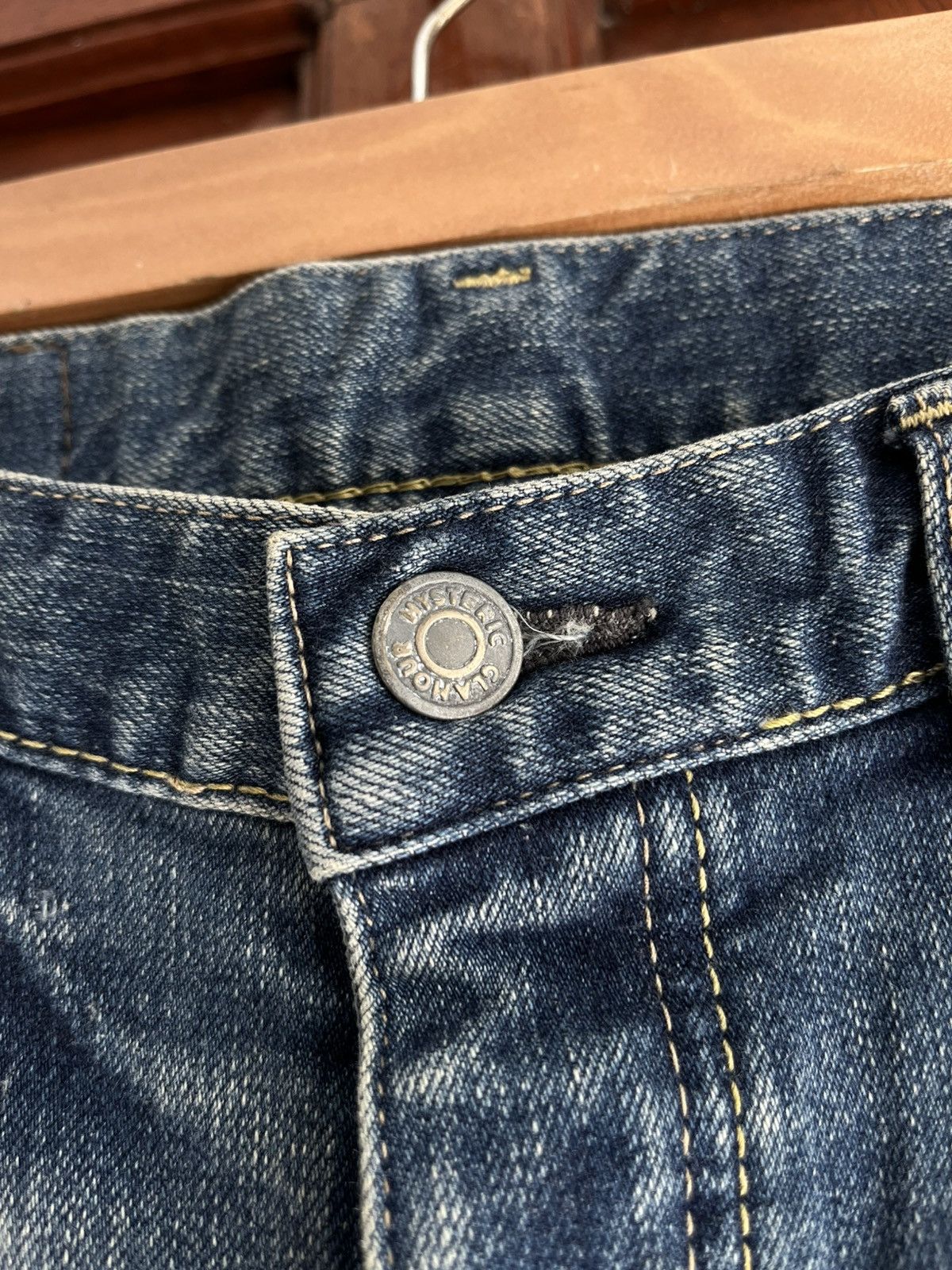 Hysteric Glamour HYSTERIC GLAMOUR RIPPED JEANS Size 29" - 5 Thumbnail