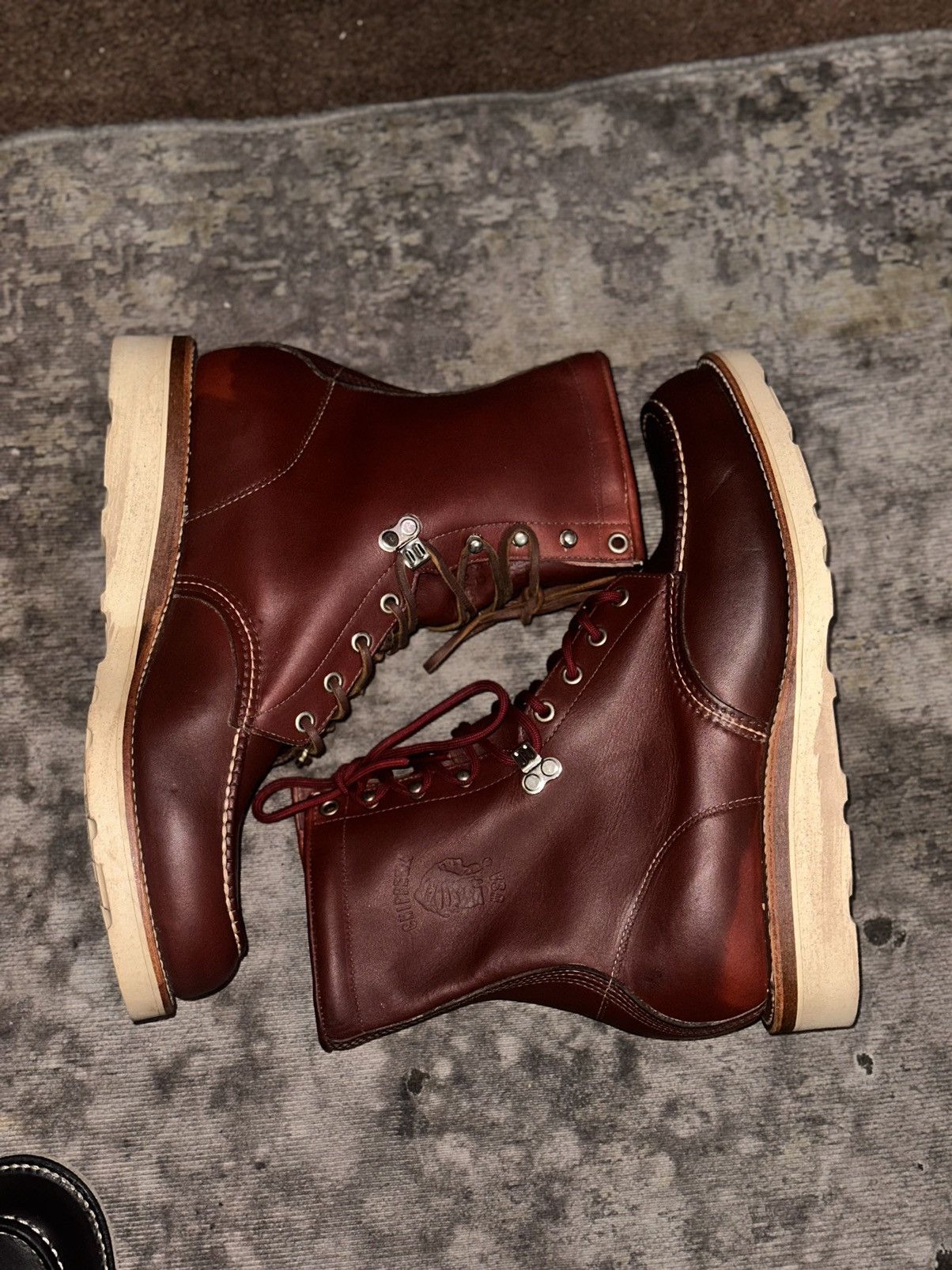 Chippewa Chippewa OG Burgundy , Dead-stock, made in USA work boot Size US 10.5 / EU 43-44 - 7 Thumbnail