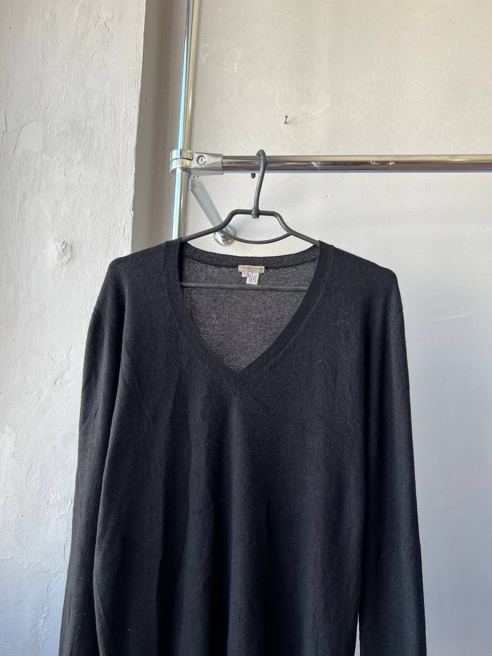 Bottega Veneta BOTTEGA VENETA 100% CASHMERE BLACK DESIGNER SWEATER JUMPER Size M / US 6-8 / IT 42-44 - 3 Thumbnail