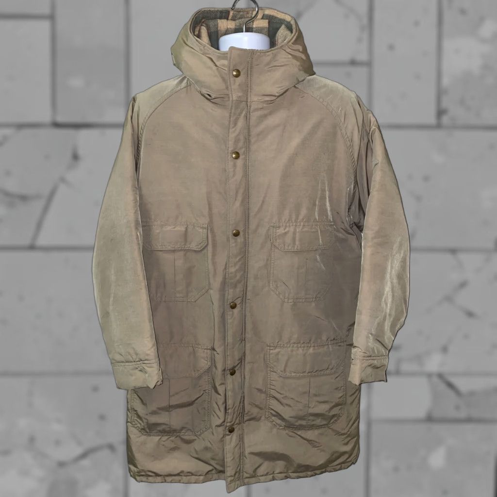 Vintage Woolrich Mens Beige Plaid Lined Full Zip Hooded Jacket Adult Large Size US L / EU 52-54 / 3 - 1 Thumbnail