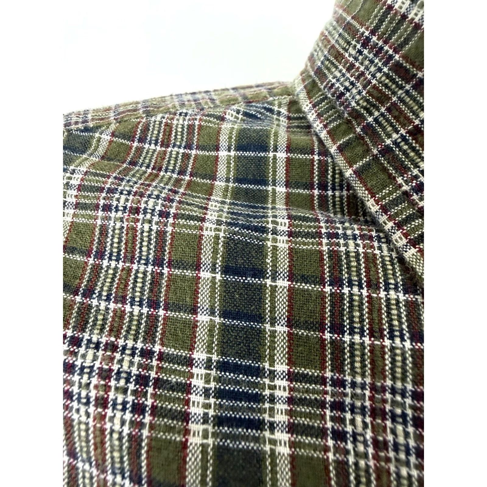 Gap VINTAGE Gap Shirt Men Large L Olive Plaid Button Up Lightweight Cotton Outdoors Size US L / EU 52-54 / 3 - 5 Thumbnail