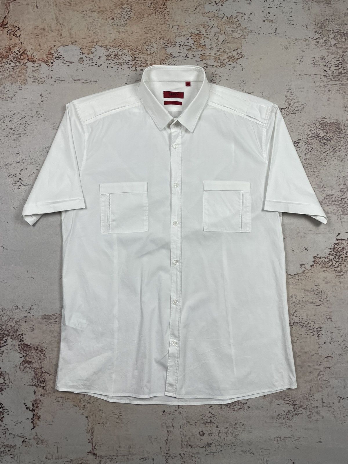 Hugo Boss Hugo Boss XL White Short-Sleeve Shirt Classic (Men’s) egv Size US XL / EU 56 / 4 - 1 Thumbnail