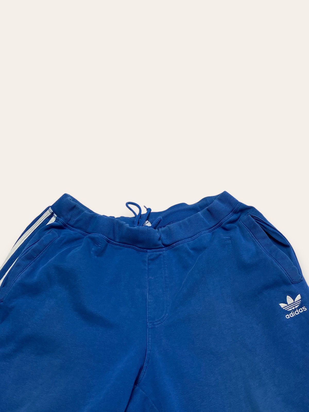 Adidas Vintage ADIDAS Originals Deep Blue Baggy Sweatpants Y2K Size US 34 / EU 50 - 4 Thumbnail