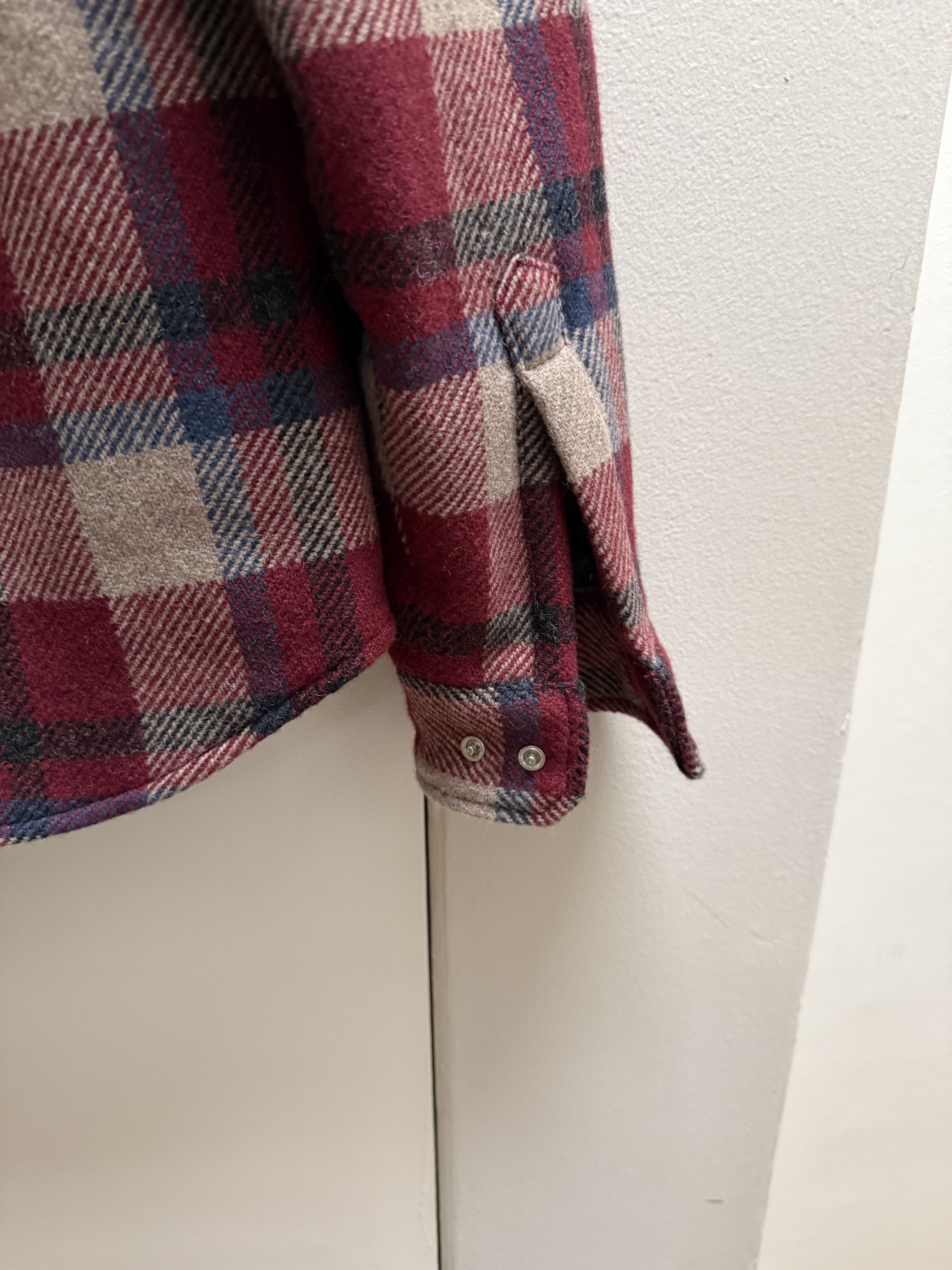 John Elliott John Elliott Jupiter Overshirt Medium Burgundy X Navy Size US M / EU 48-50 / 2 - 5 Thumbnail