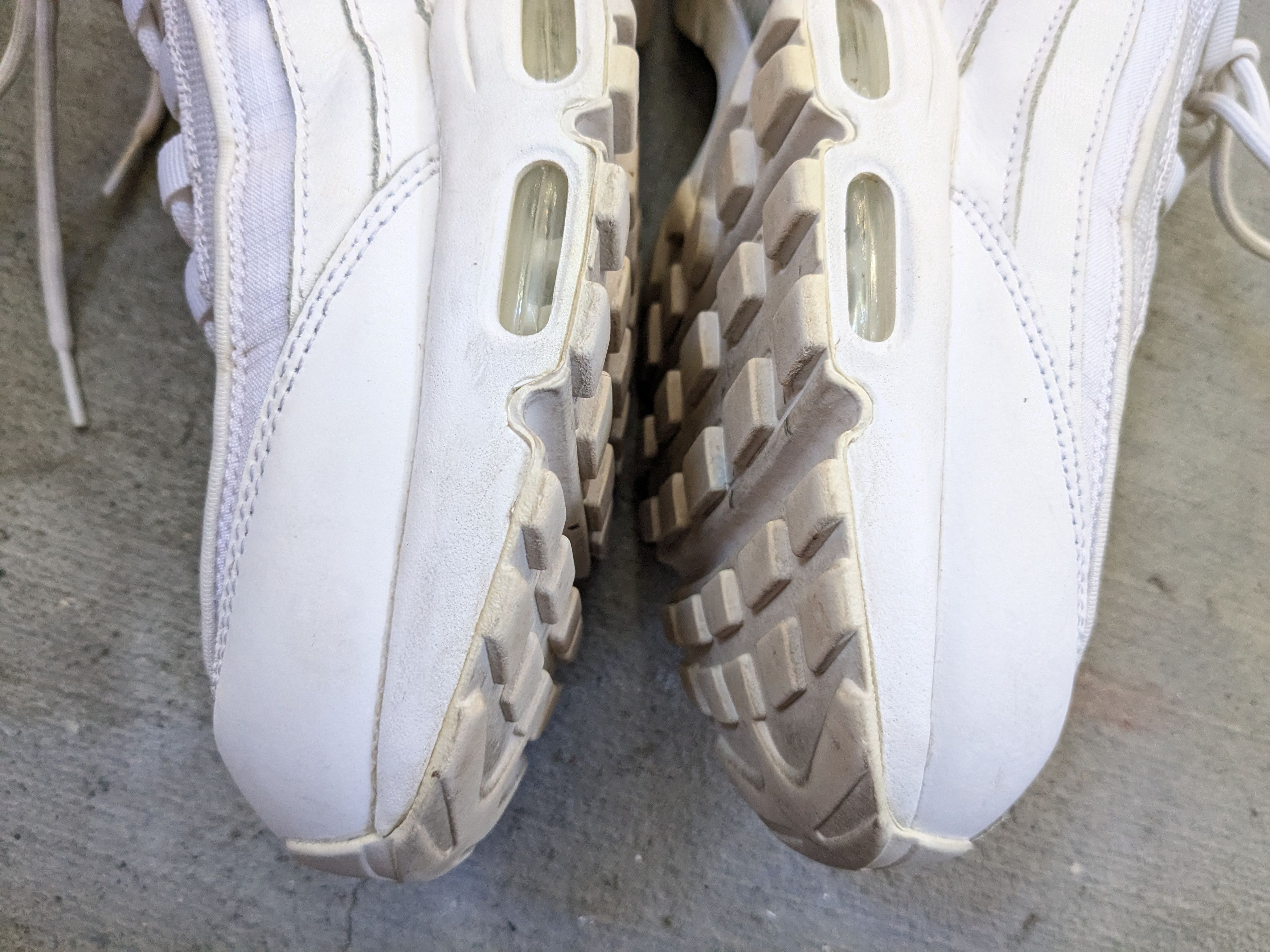 Nike Nike Air Max 95 Essential Triple White Size 11.5 CT1268-100 Size US 11.5 / EU 44-45 - 6 Thumbnail