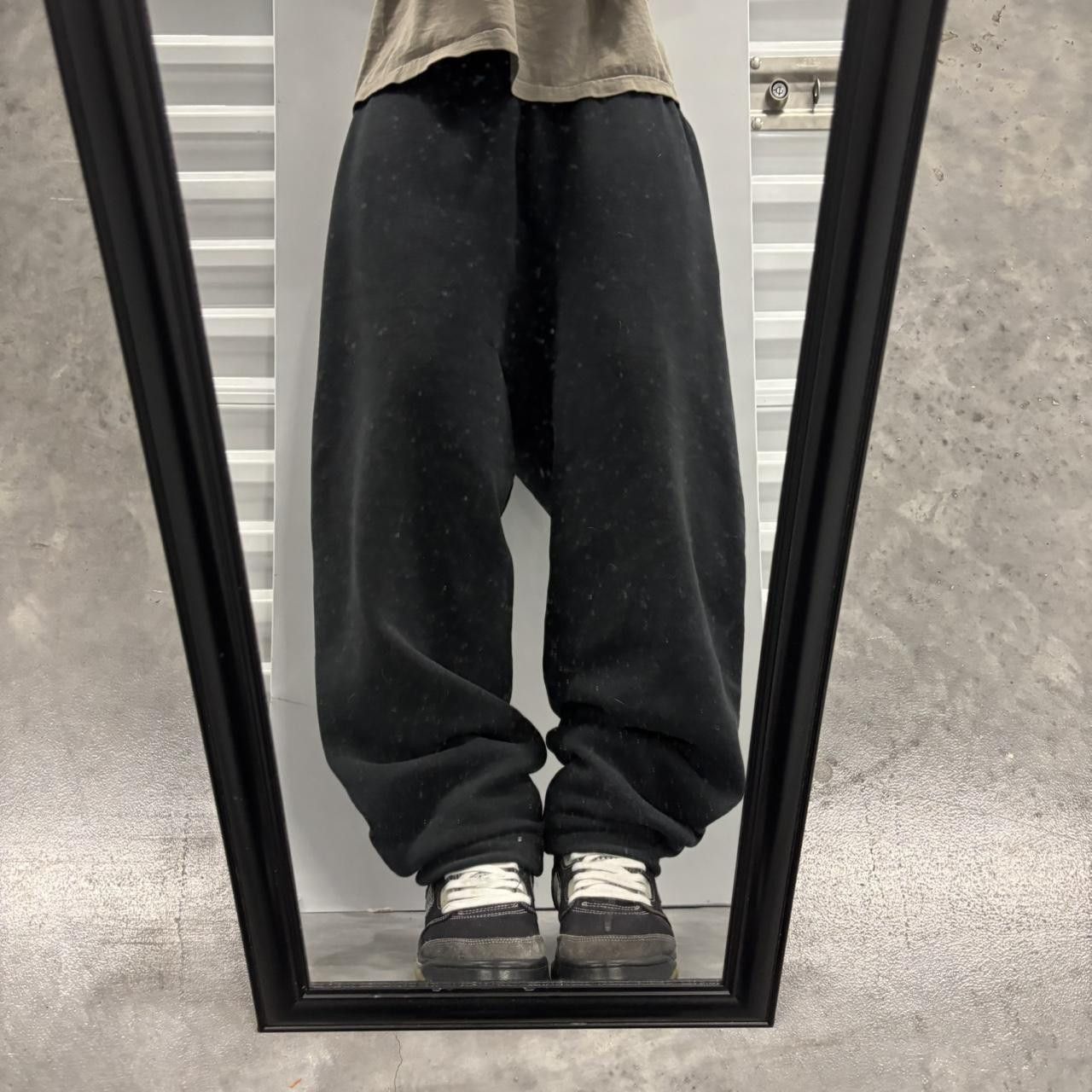 Japanese Brand × Vintage Crazy Vintage 90s Faded Black Essential Sweatpants! Size US 34 / EU 50 - 1 Thumbnail
