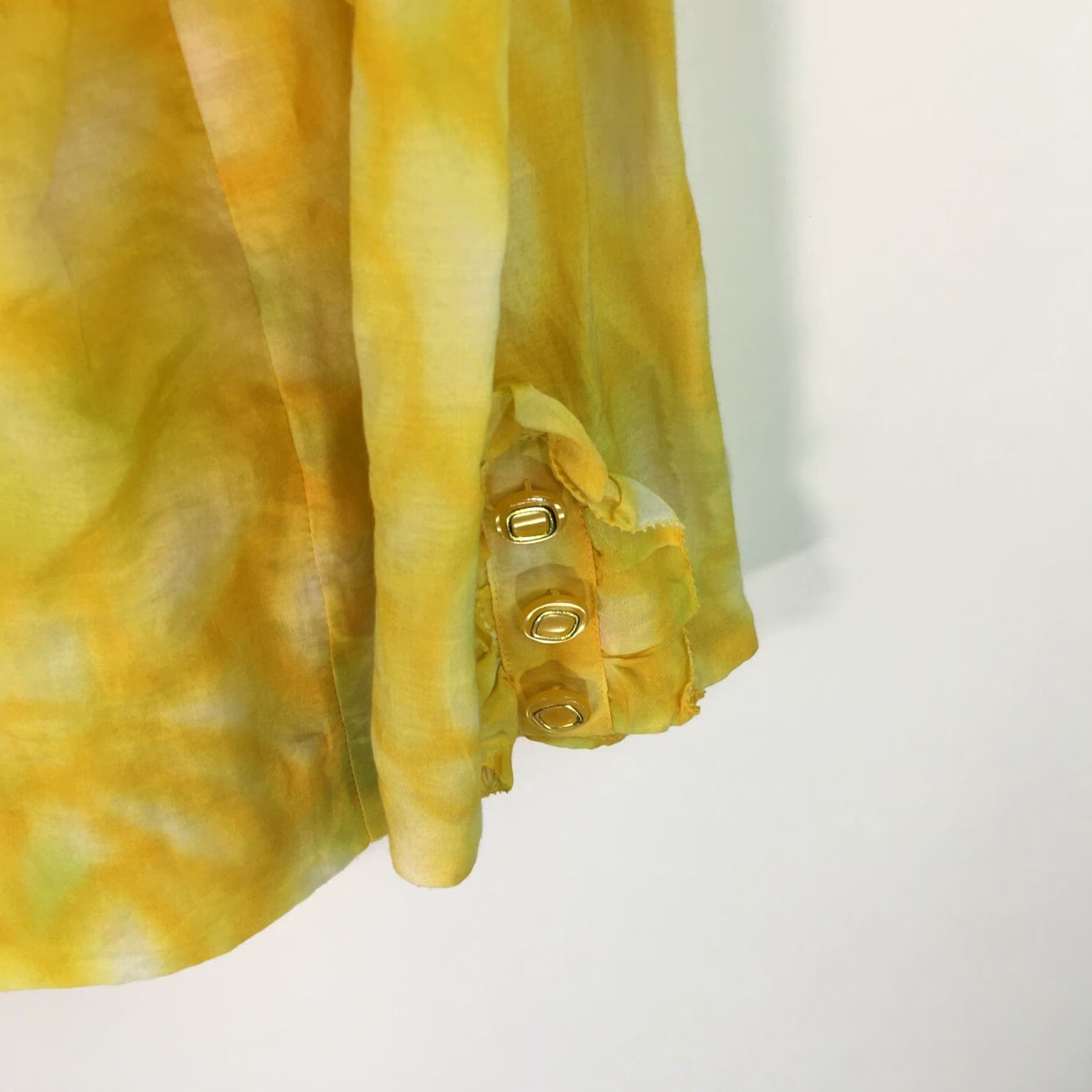 H&M H&M Blouse Women Regular Long Sleeve Yellow Top Size 4 Semi Sheer Paisley Snake Theme Shirt Size S / US 4 / IT 40 - 5 Thumbnail