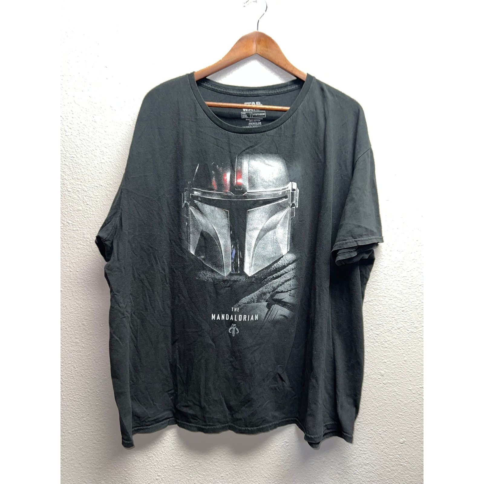 Star Wars Star Wars The Mandalorian Shirt Fifth Sun Black Tee 2XL Size US XXL / EU 58 / 5 - 1 Thumbnail