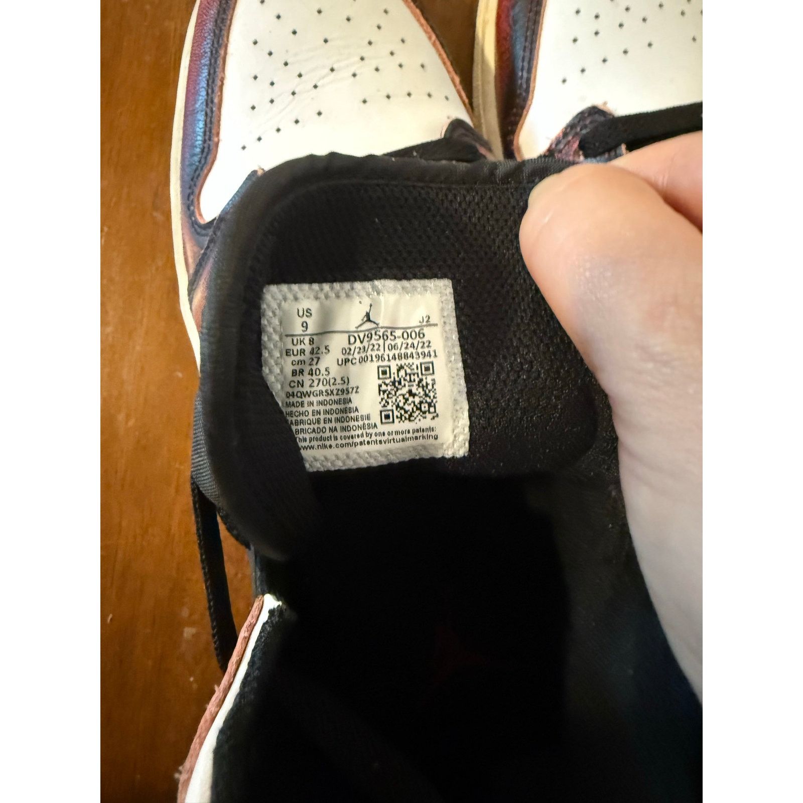 Nike Nike Air Jordan 1 Mid SE "Wear-Away" sneakers Size US 9 / EU 42 - 3 Thumbnail