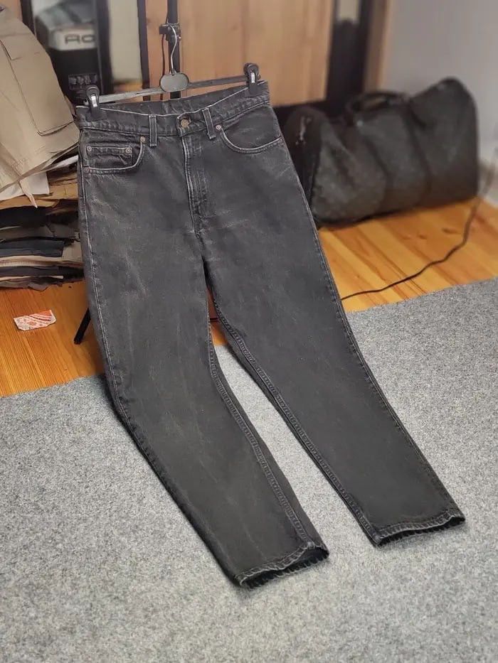 Levi's Vintage 90's levis 550 Black Denim mom Jeans Made in USA Size US 32 / EU 48 - 21 Thumbnail