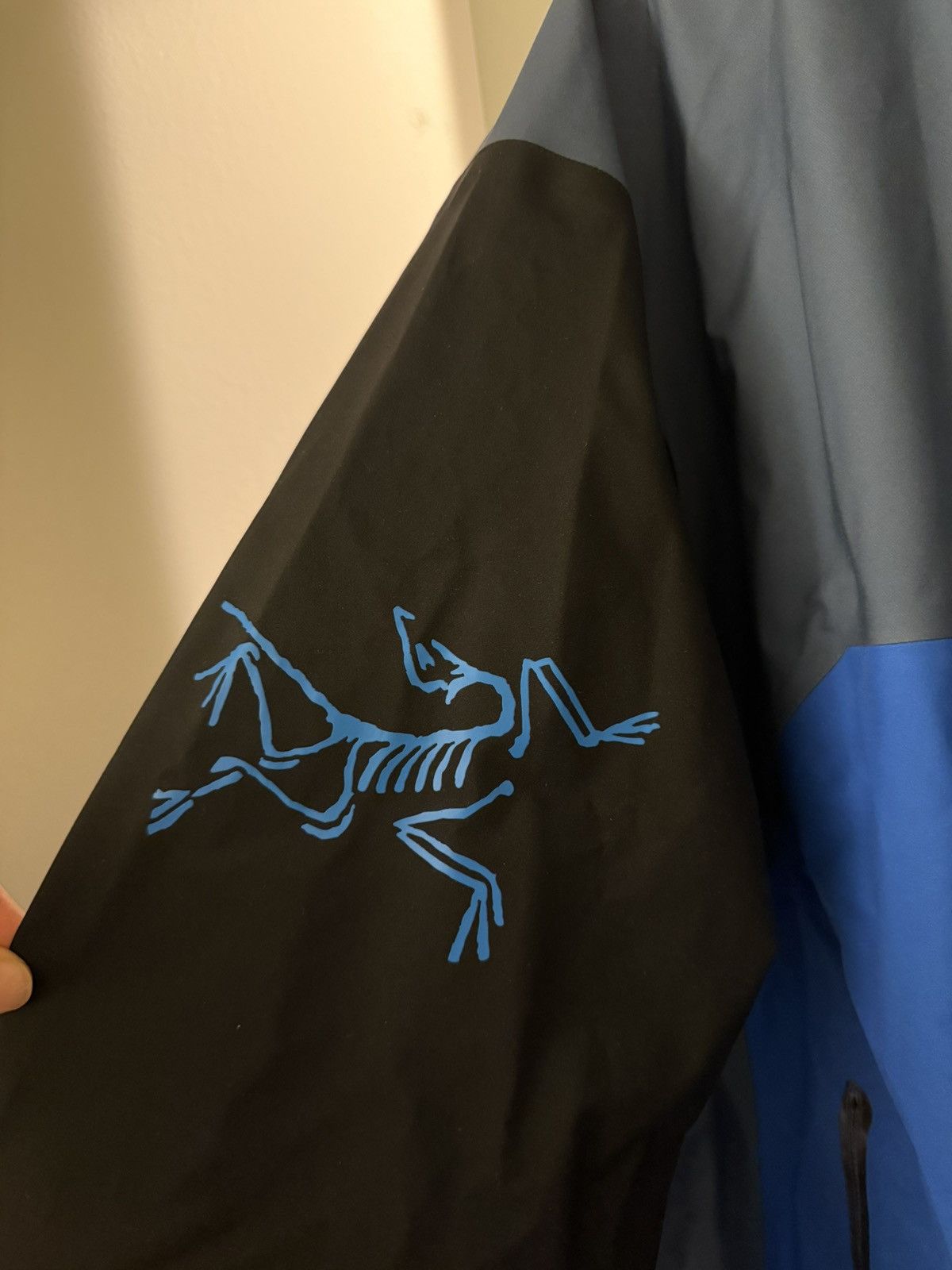 Arc'teryx × Beams Plus BNWT Arc’teryx x Beams Plus Beta Jacket Boro Blue Size US M / EU 48-50 / 2 - 15 Thumbnail