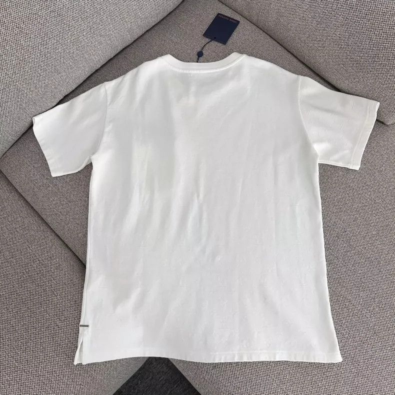 Louis Vuitton louis vuitton Dark pattern presbyopia 3D pocket short slee Size US M / EU 48-50 / 2 - 4 Thumbnail