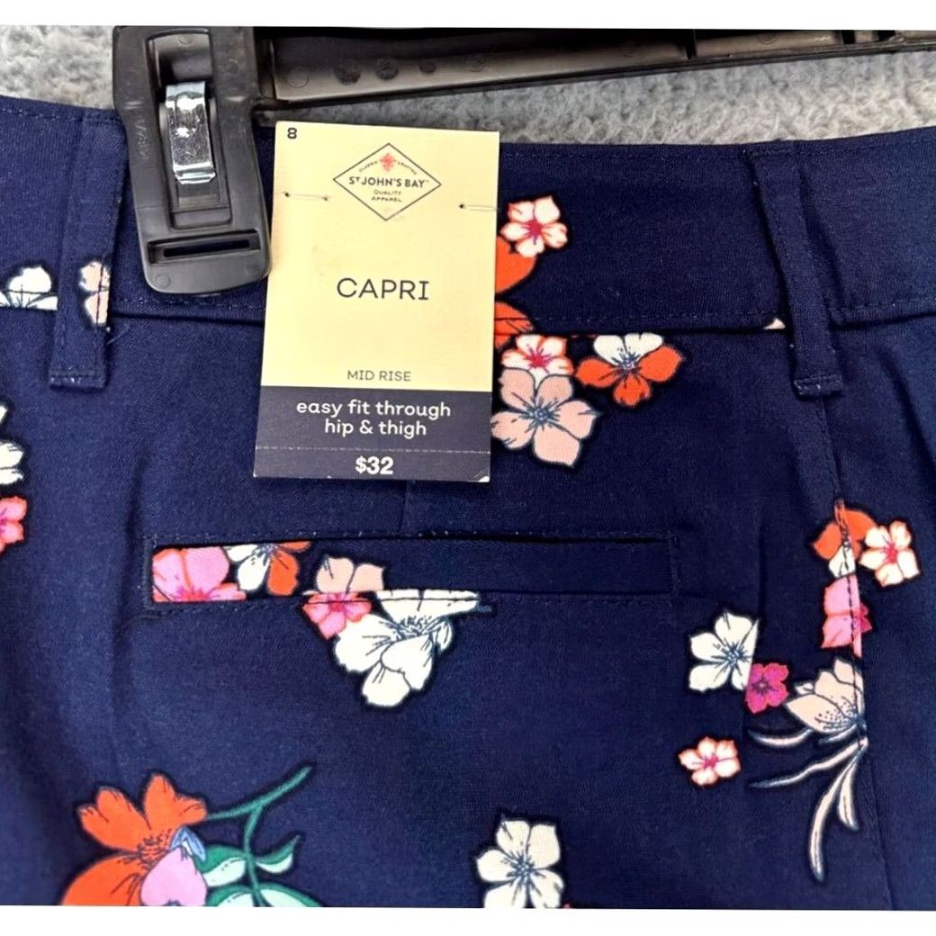 Vintage St. John's Bay Pants Womens 8 Capri Mid Rise Floral Navy Blue Pockets New Ladies XS? Size 30" / US 8 / IT 44 - 5 Thumbnail