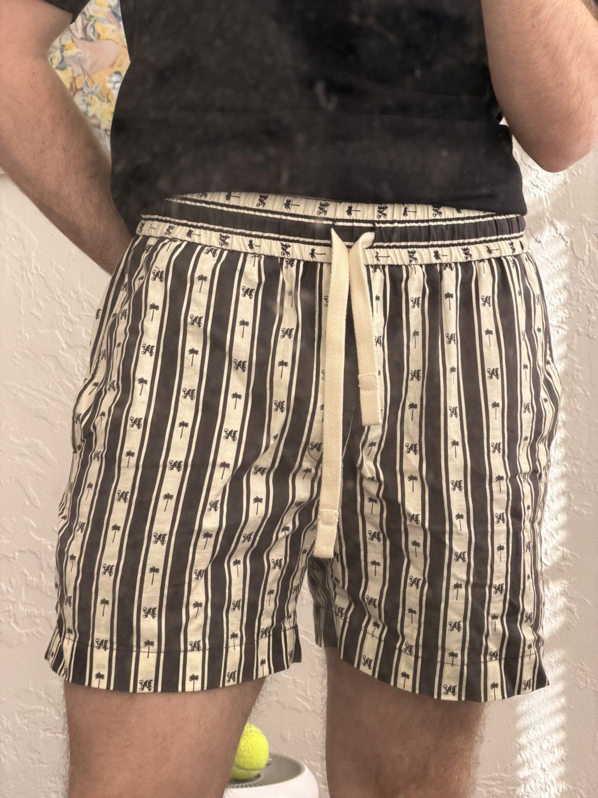 Palm Angels Palm Angles Monogram Printed Shorts Size US 32 / EU 48 - 1 Thumbnail