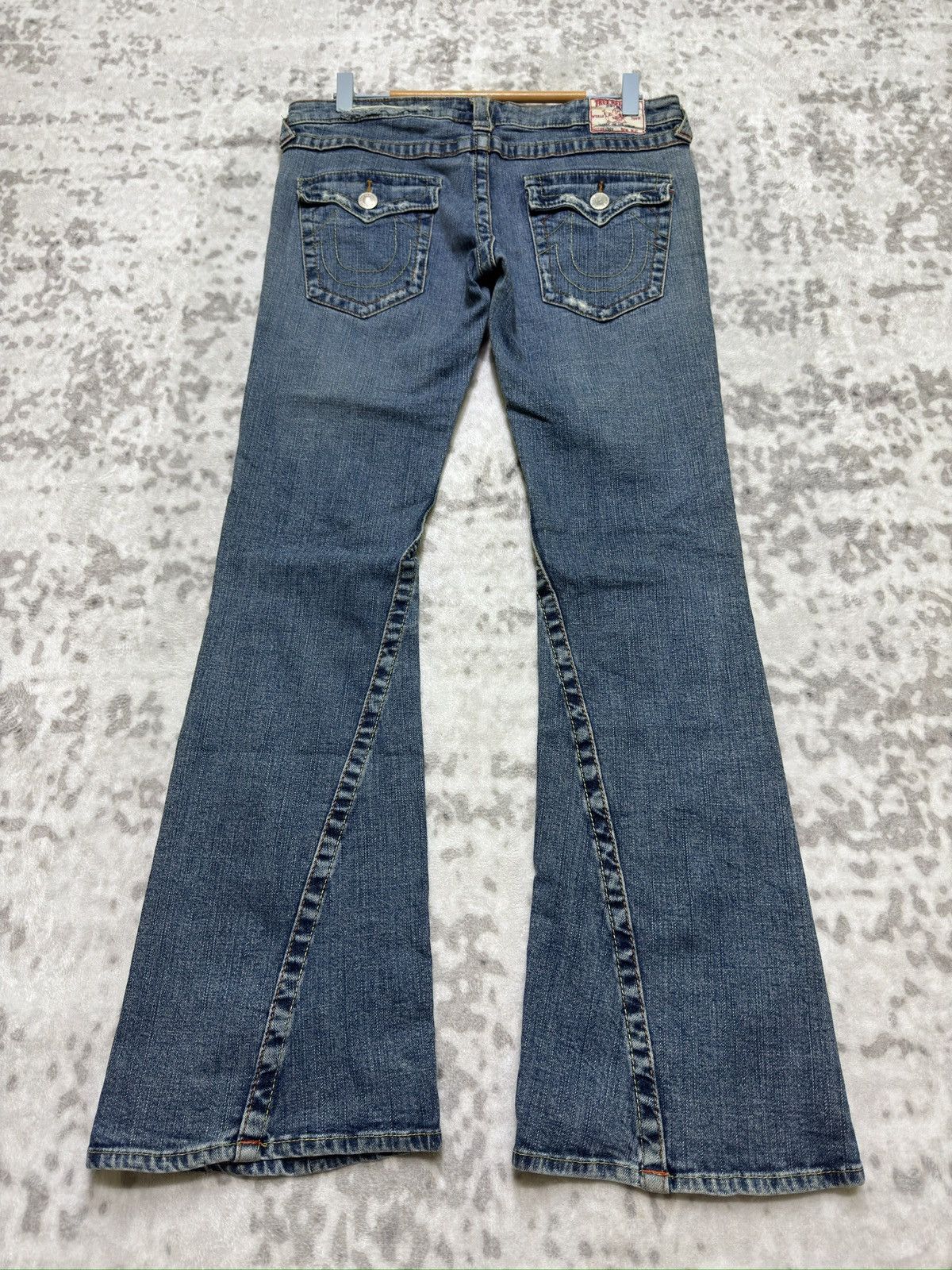 True Religion Flared True Religion Joey Distressed Boot Cut Low Rise Denim Size US 30 / EU 46 - 2 Thumbnail