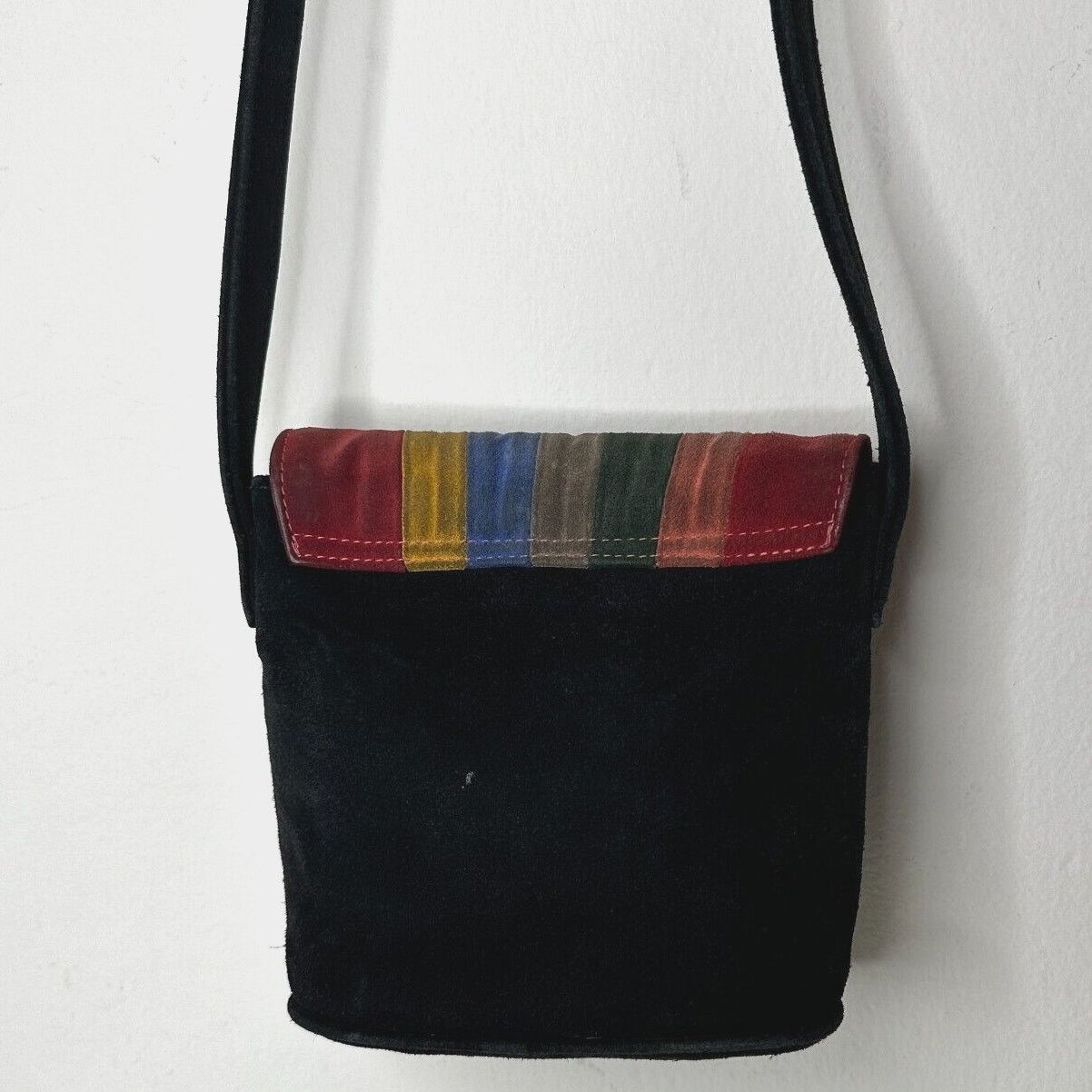 Other Cab Blanche Shell Black Suede RainbowFold Crossbody Purse Size ONE SIZE - 7 Thumbnail