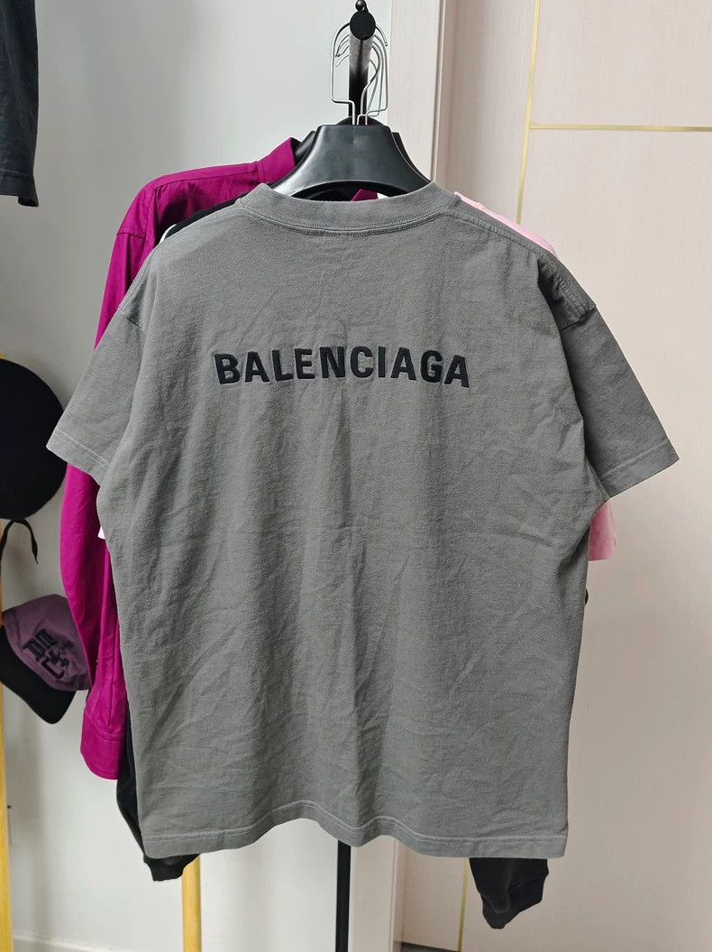 Balenciaga Balenciaga24ss embroidered logo short sleeve 2503-Nextarrow Size US M / EU 48-50 / 2 - 2 Thumbnail