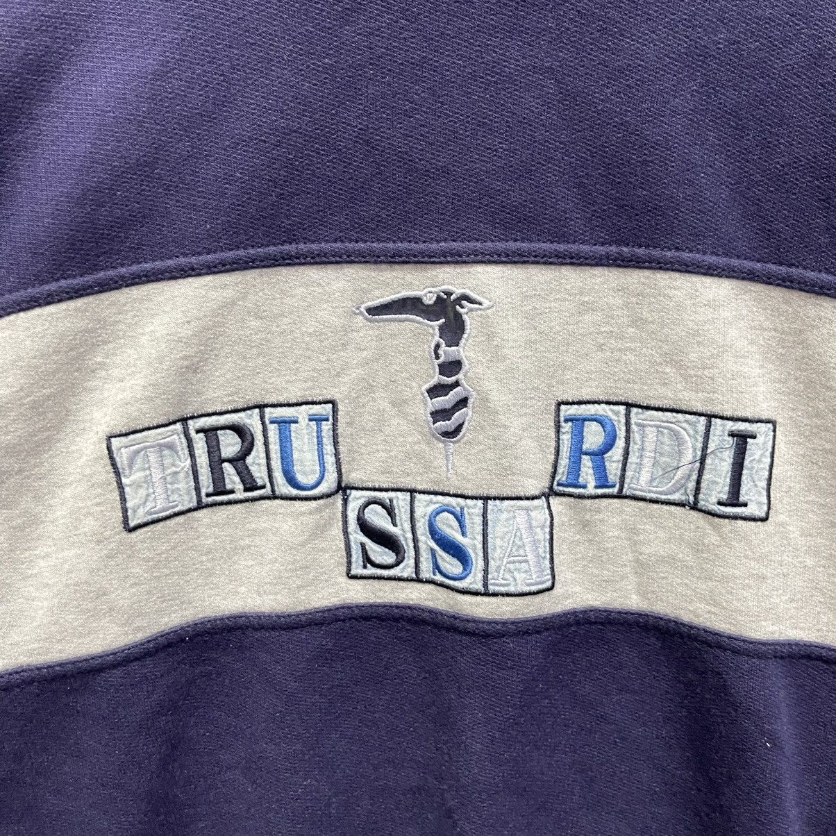 Trussardi Vintage 90s Trussardi Navy Crewneck Sweatshirt Size US M / EU 48-50 / 2 - 3 Thumbnail
