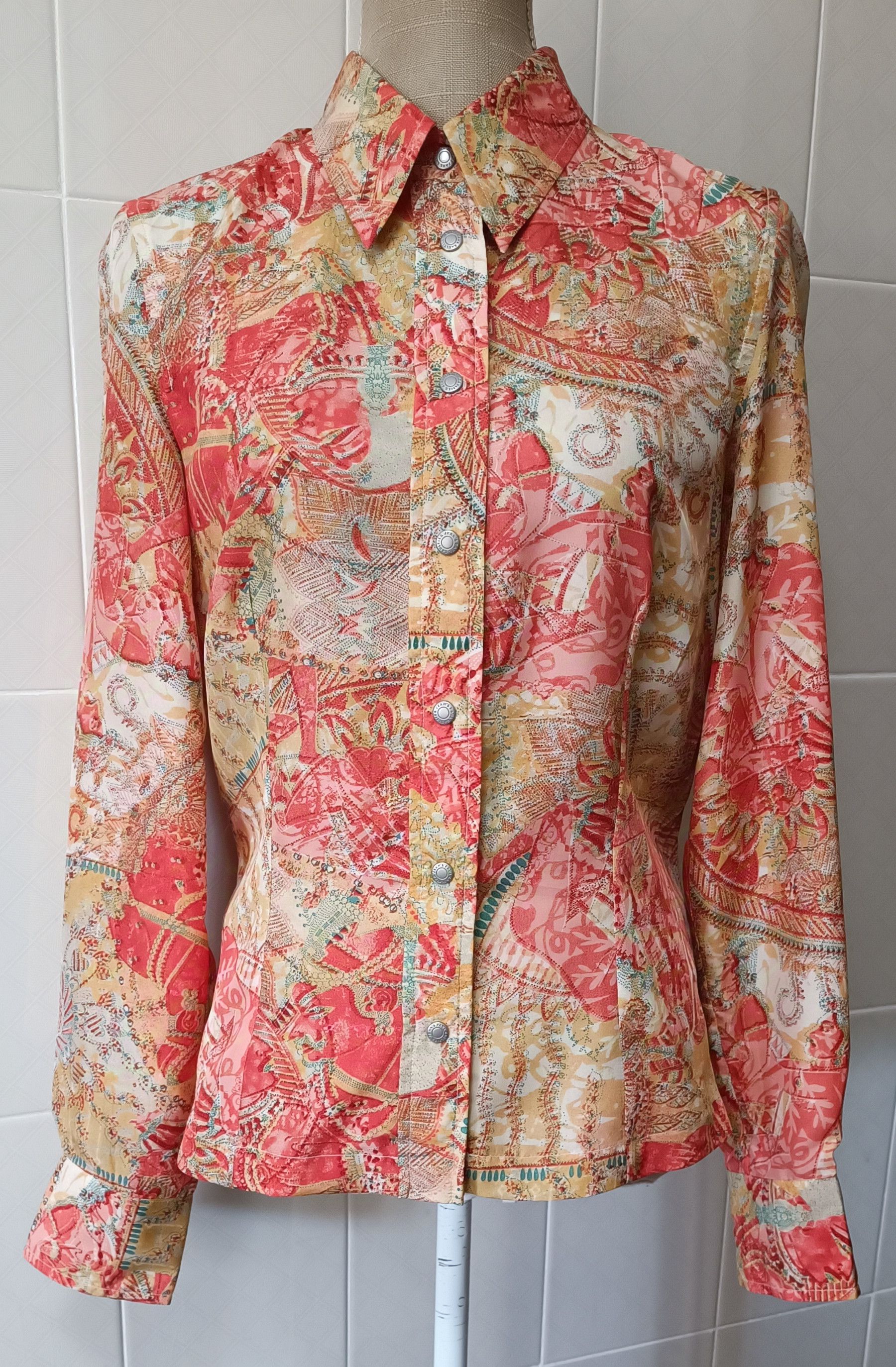 2000's- Kamasutra silk shirt