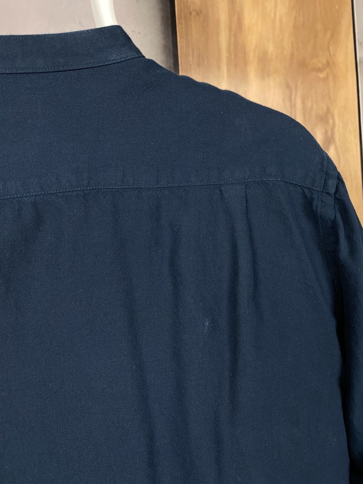 Uniqlo 🕊️Shirt Button Up Collarless Uniqlo Japanese Brand Tee🕊️ Size US S / EU 44-46 / 1 - 10 Thumbnail