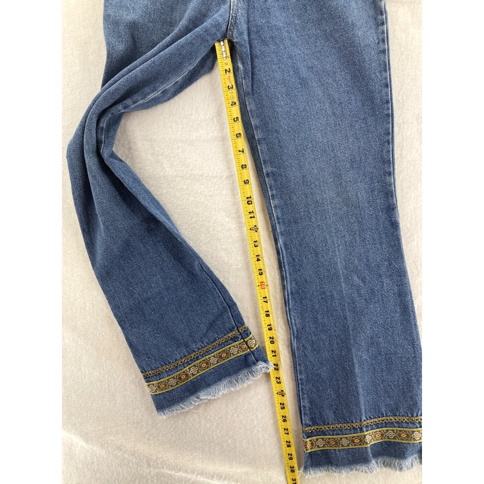 Vintage VINTAGE Second Generation High Rise Boot Jeans Womens 5 Tall Light Wash Blue Slim Straight 90s Western Size 27" / US 4 / IT 40 - 6 Thumbnail