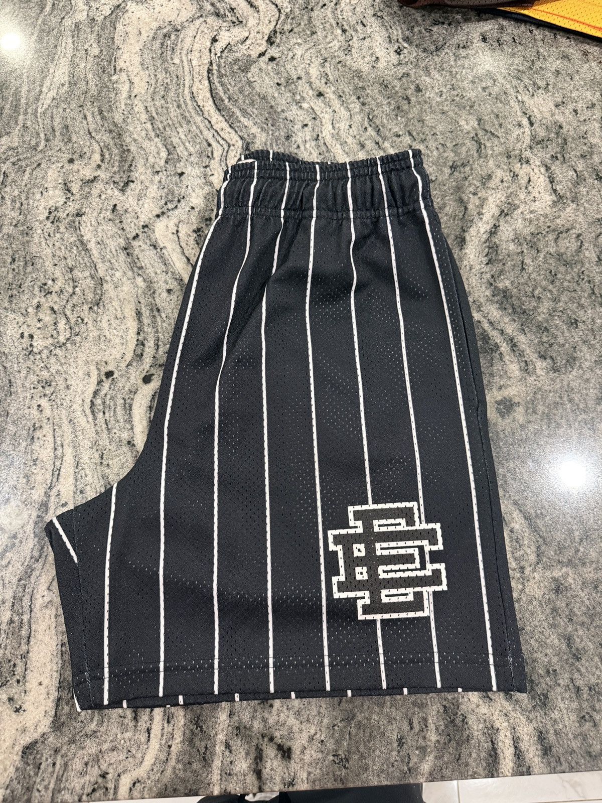 Eric Emanuel × MLB Eric Emanuel x Chicago White Sox shorts Size US 32 / EU 48 - 2 Thumbnail