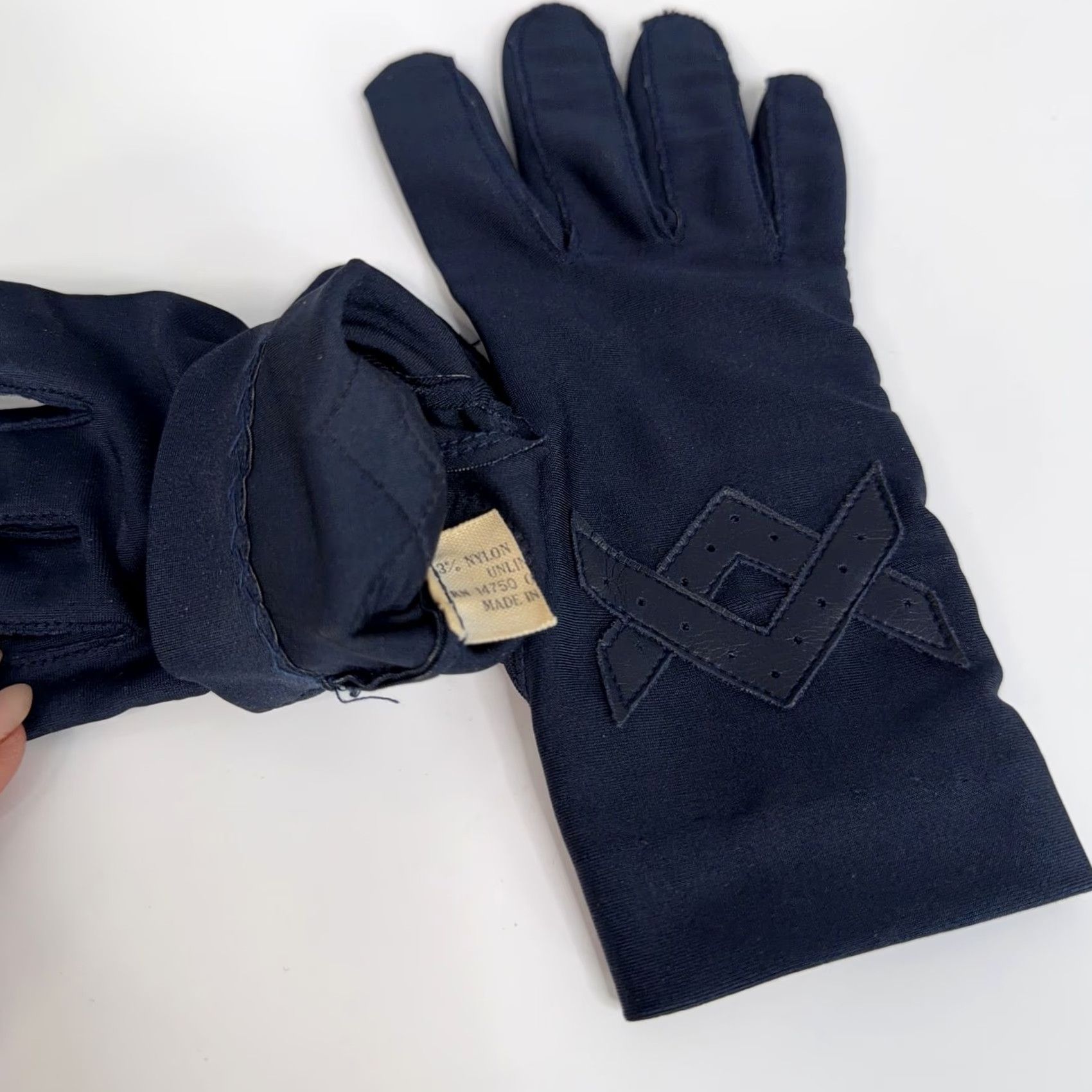 Vintage Vintage Berkshire Nylon Spandex Palm Grip Gloves Blue Lightweight Womens One Size Winter Size ONE SIZE - 4 Thumbnail