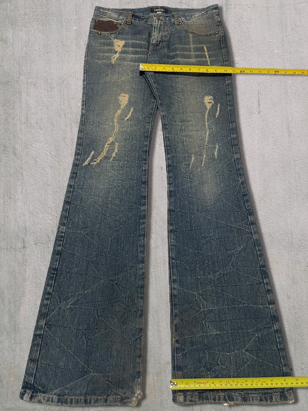 LOWBOX Vintage Lowbox Bondage Rivet Distressed Mudwash Flare Jeans Size US 32 / EU 48 - 16 Thumbnail