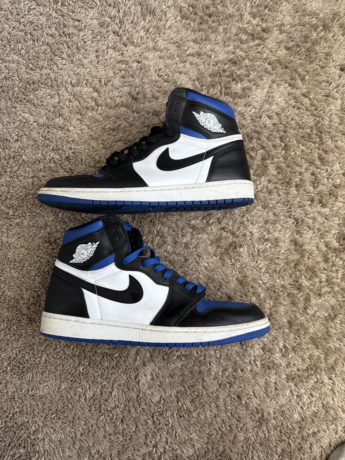 Jordan Brand Jordan 1 Retro “Royal Toe” Size US 12 / EU 45 - 2 Thumbnail