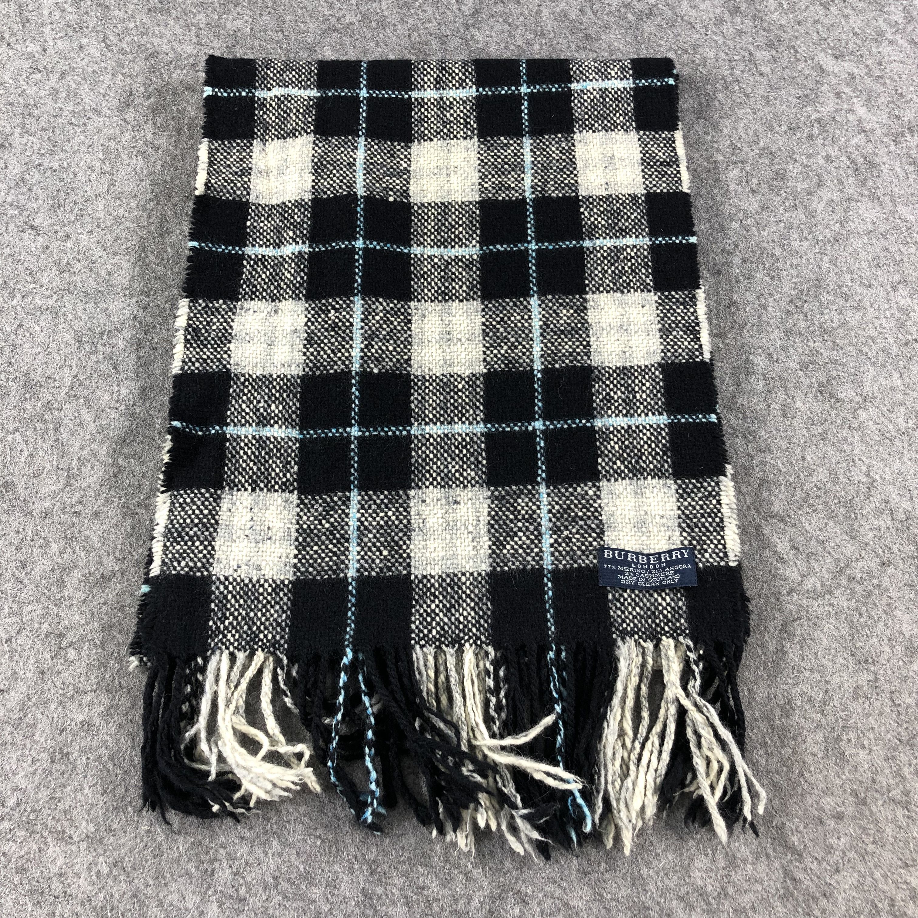 Burberry Burberry Nova Check Merino Scarf Muffler V1057 Size ONE SIZE - 2 Thumbnail