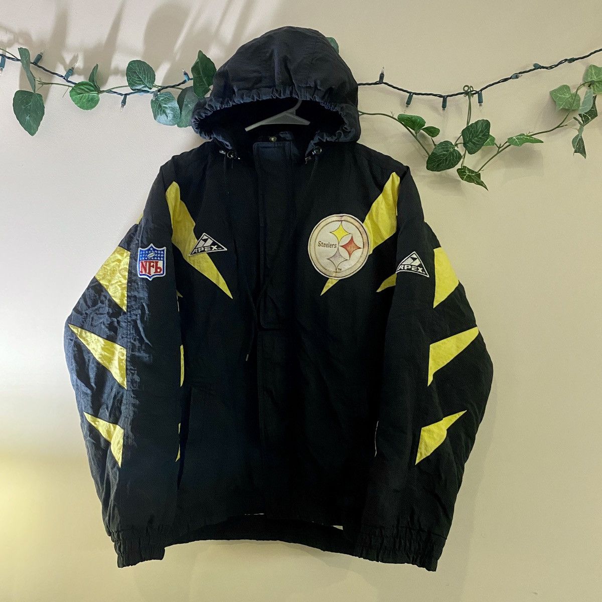 Nfl Apex Coats Vintage 90s Pittsburgh Steelers NFL Pro Line Apex