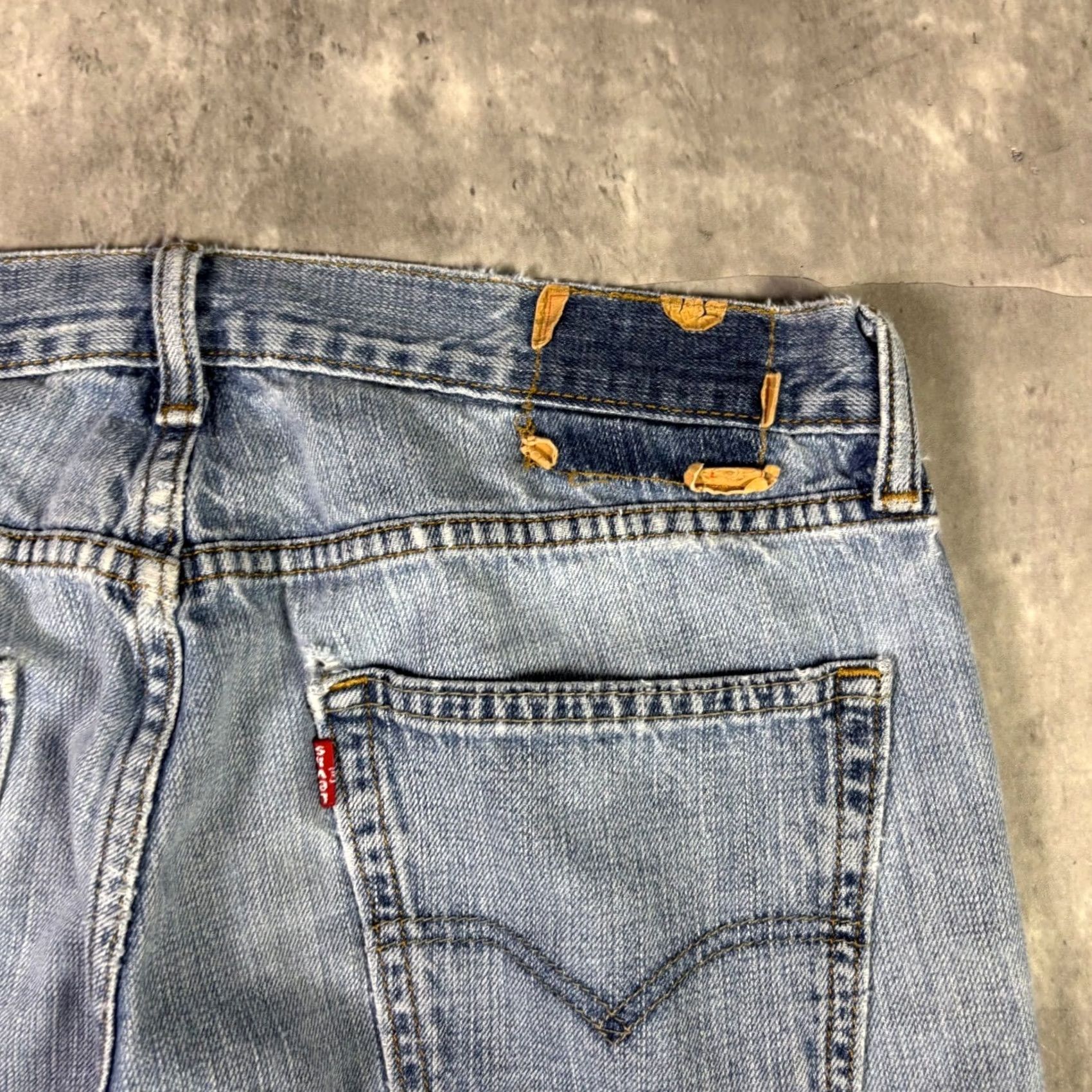 Levi's Levis 559 Relaxed Straight Jeans Mens 32x29 Light Blue Denim Pants Vtg Blue Jeans 5-Pocket Mens Size US 32 / EU 48 - 6 Thumbnail