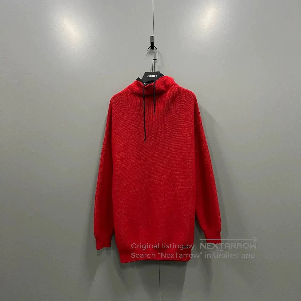 Balenciaga Balenciaga Red Knit Hoodie XS. Size XS / US 0-2 / IT 36-38 - 1 Thumbnail