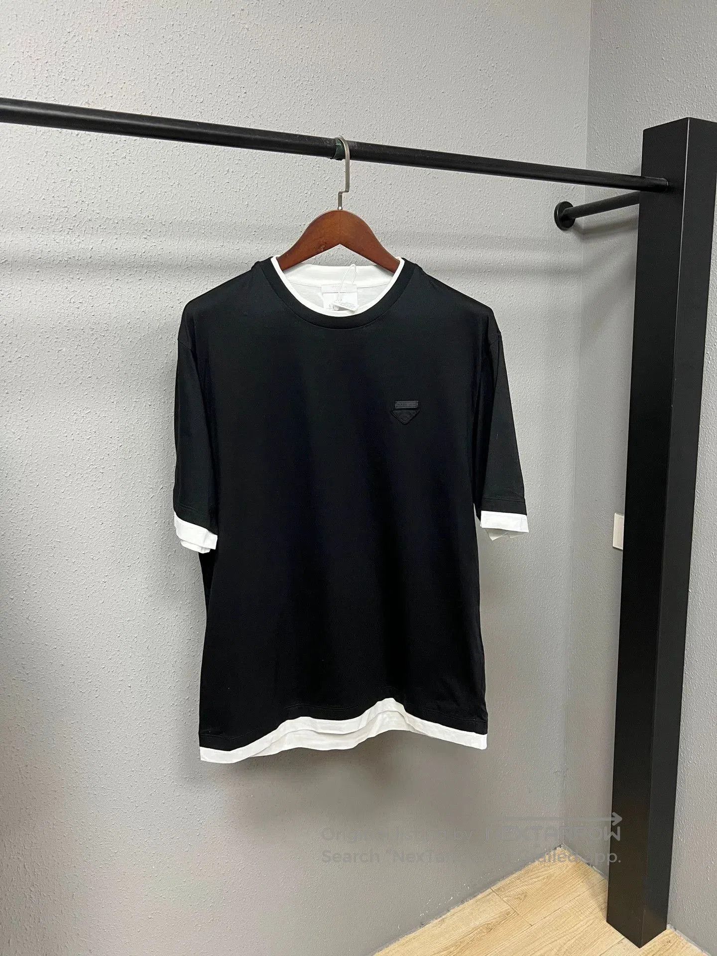 Prada prada new short sleeve shirt in black. Size US XXL / EU 58 / 5 - 1 Thumbnail