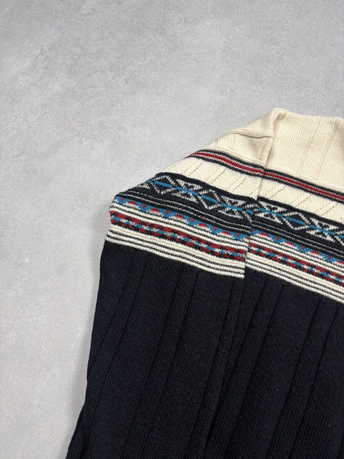 Lacoste Lacoste Vintage Wool Blend Nordic Knit Sweater Aztec Patern Size US XL / EU 56 / 4 - 14 Thumbnail