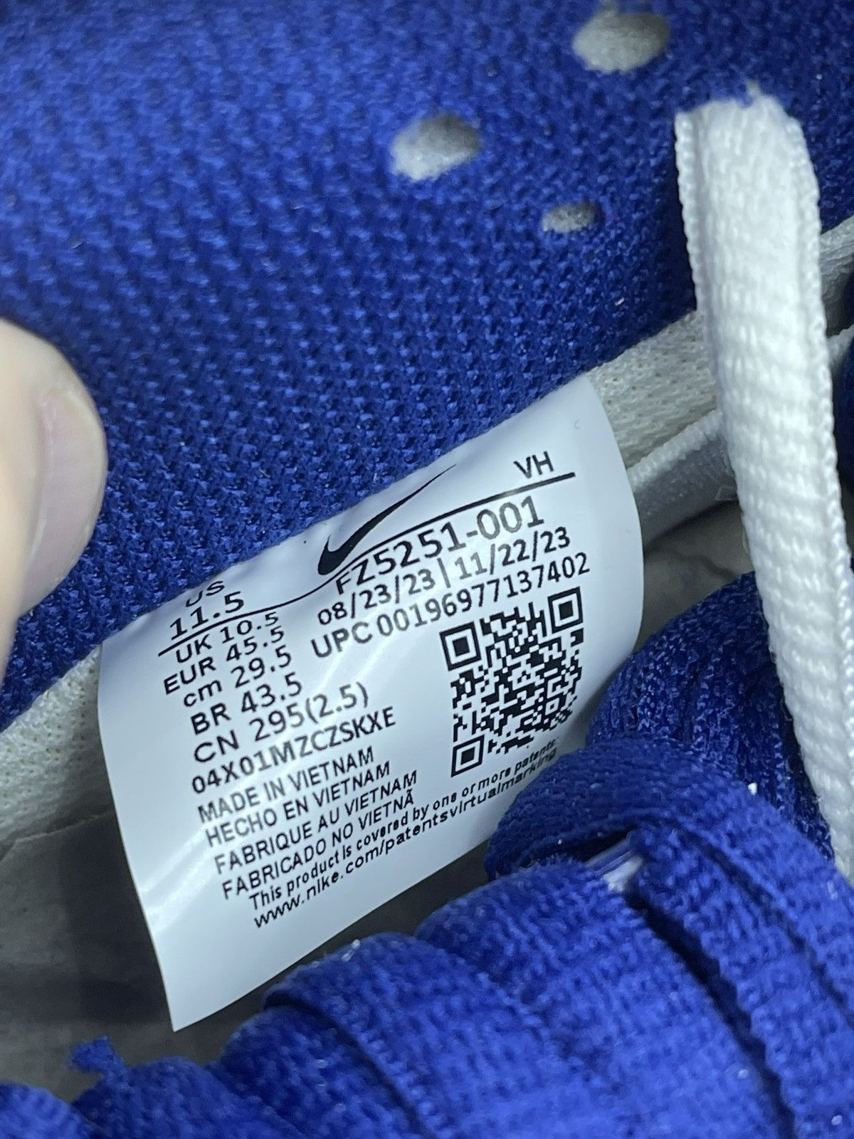 Nike Size 11.5 - Nike Dunk Low SB Rayssa Leal Size US 11.5 / EU 44-45 - 11 Thumbnail