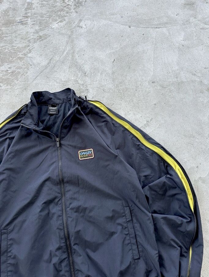 Oakley Vintage Light Jacket Oakley Nylon Zip Track Jacket Black S Size US S / EU 44-46 / 1 - 3 Thumbnail
