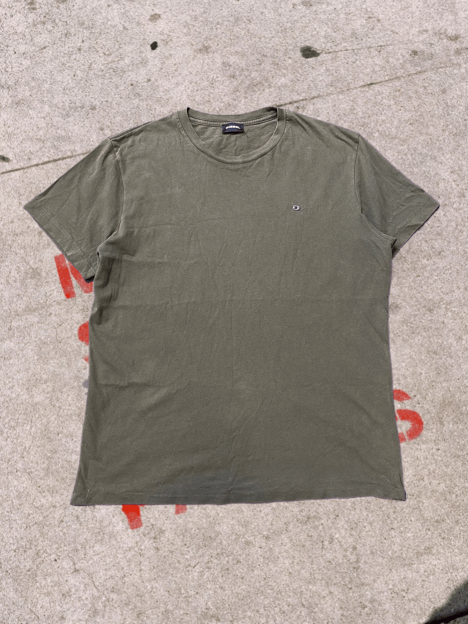 Diesel Vintage Diesel Y2K Basic Logo Tee T-shirt Japanese Style Size US L / EU 52-54 / 3 - 1 Thumbnail
