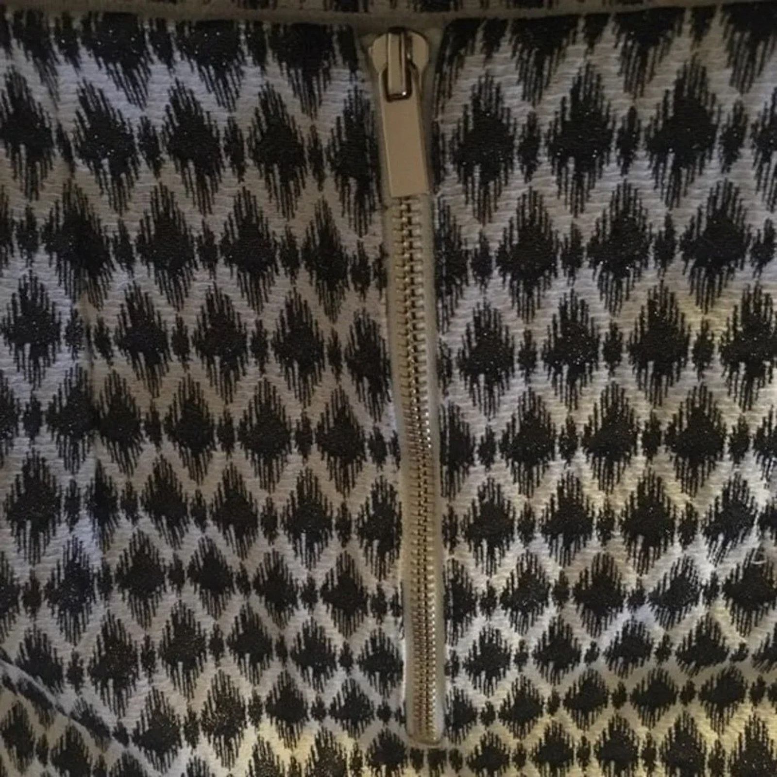 Loft Loft mini skirt, size 0 Size 25" / US 0 / IT 36 - 2 Thumbnail